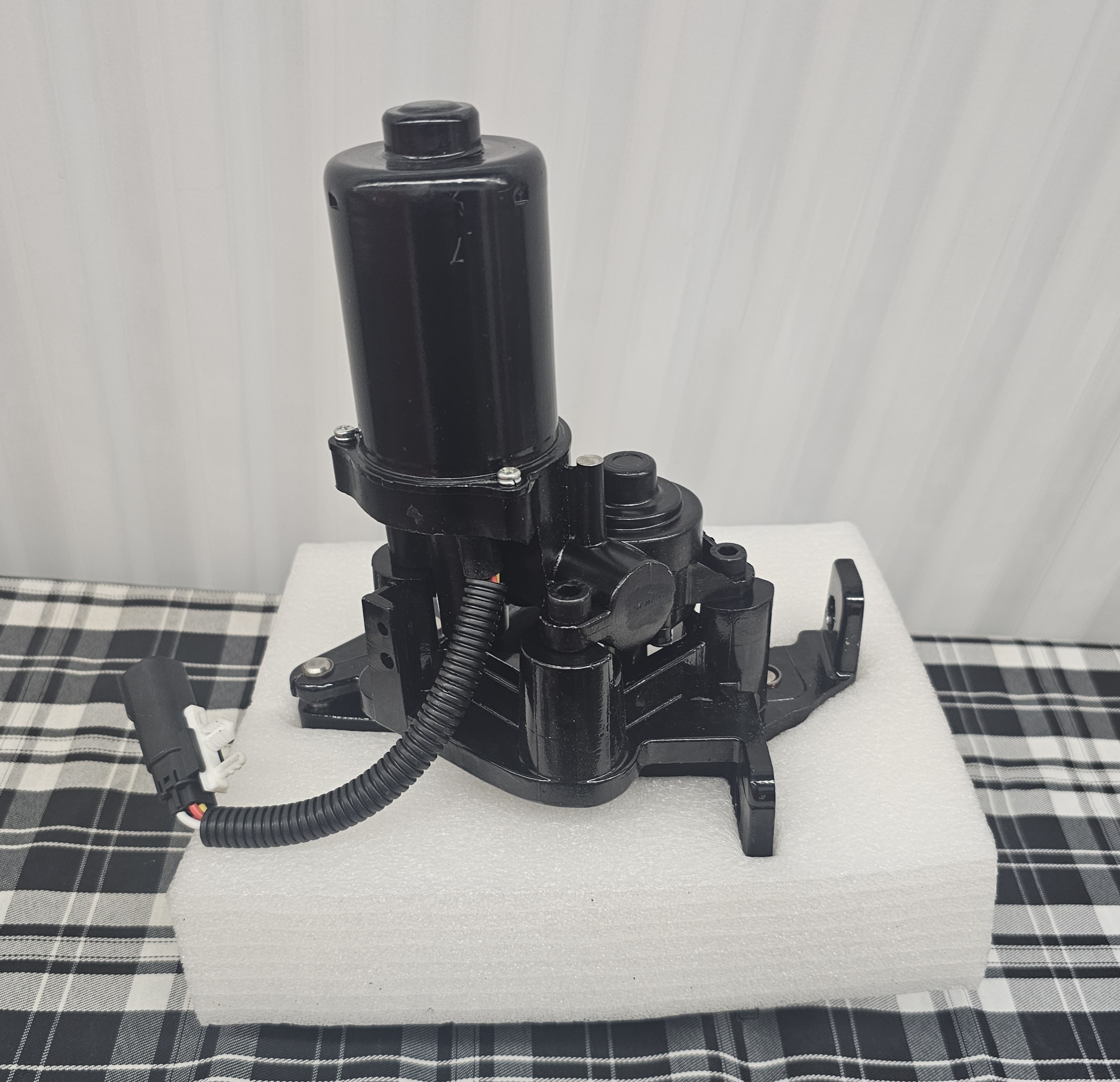 New! Ford F-150 Power Running Board Motor / Bracket 15-20