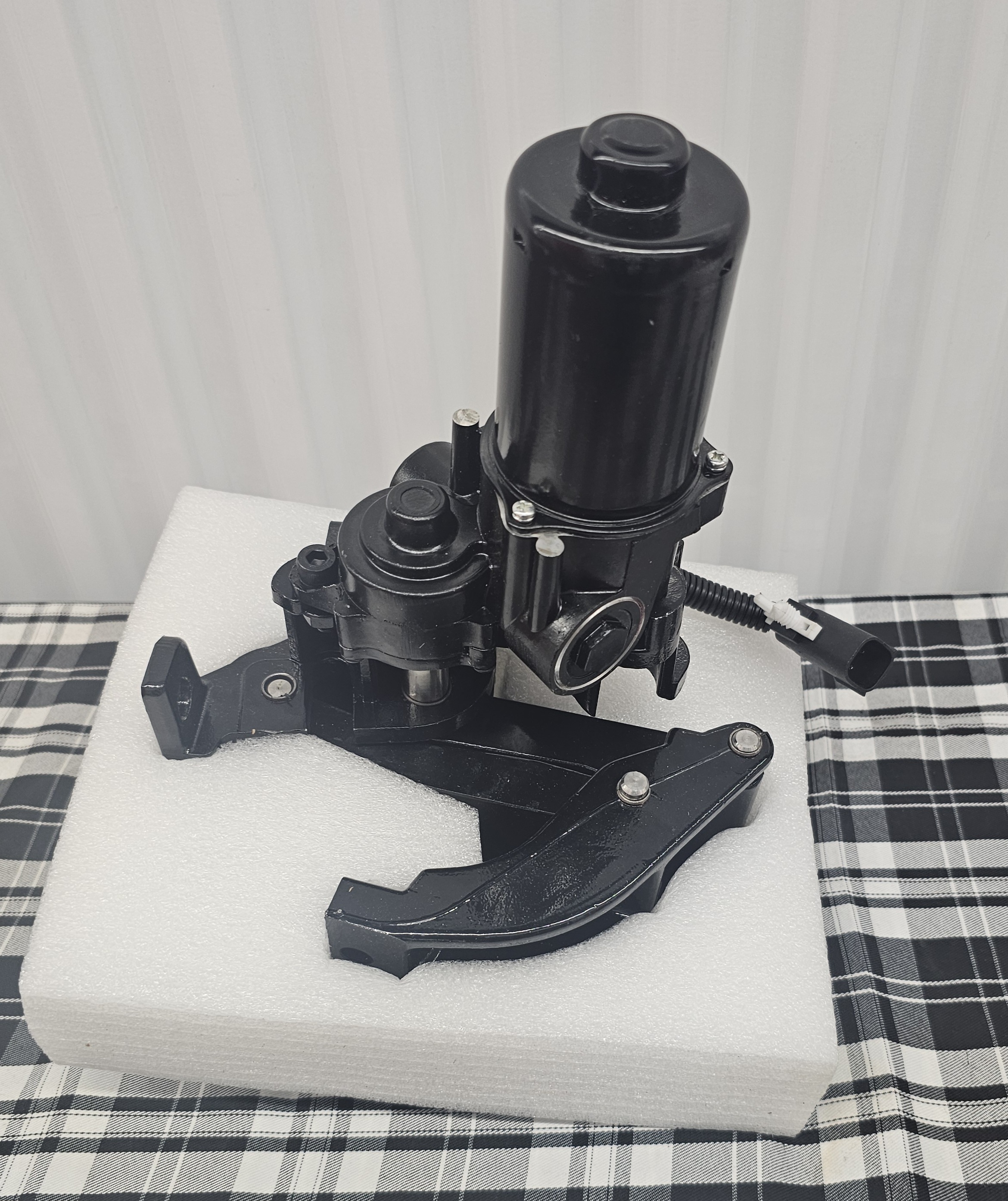 New! Ford F-150 Power Running Board Motor / Bracket 15-20