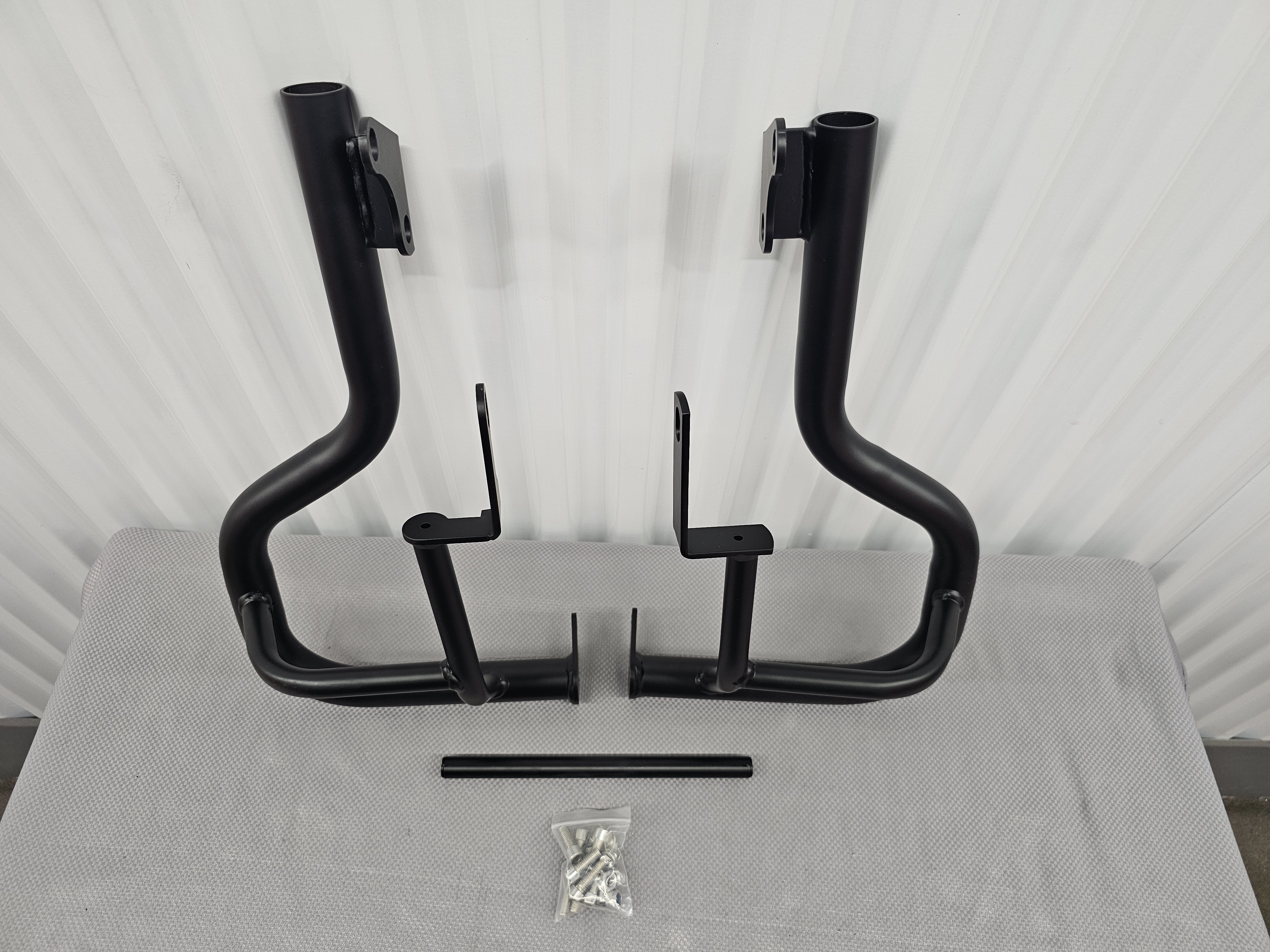 Kawasaki Vulcan S 650 VN650 EN650 Engine Guard Crash Bars