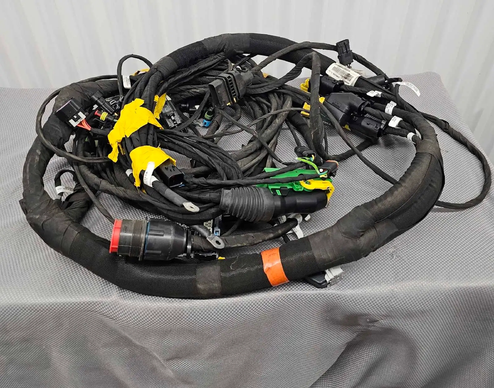 GENUINE Paccar Wiring Chassis Harness 2.1M VECU A92