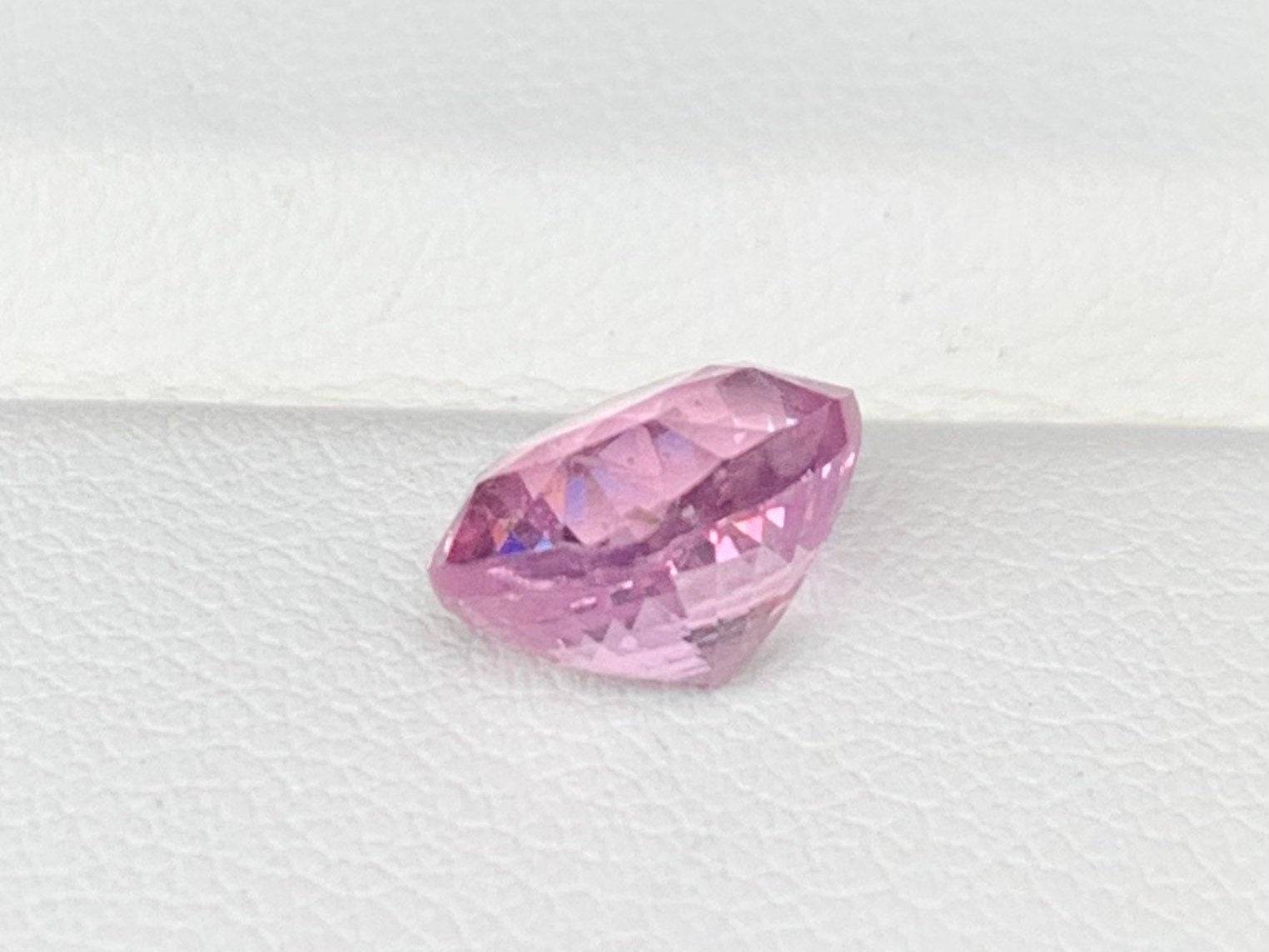 Blush Lavender Peach Sapphire 3.28ct - (UH)