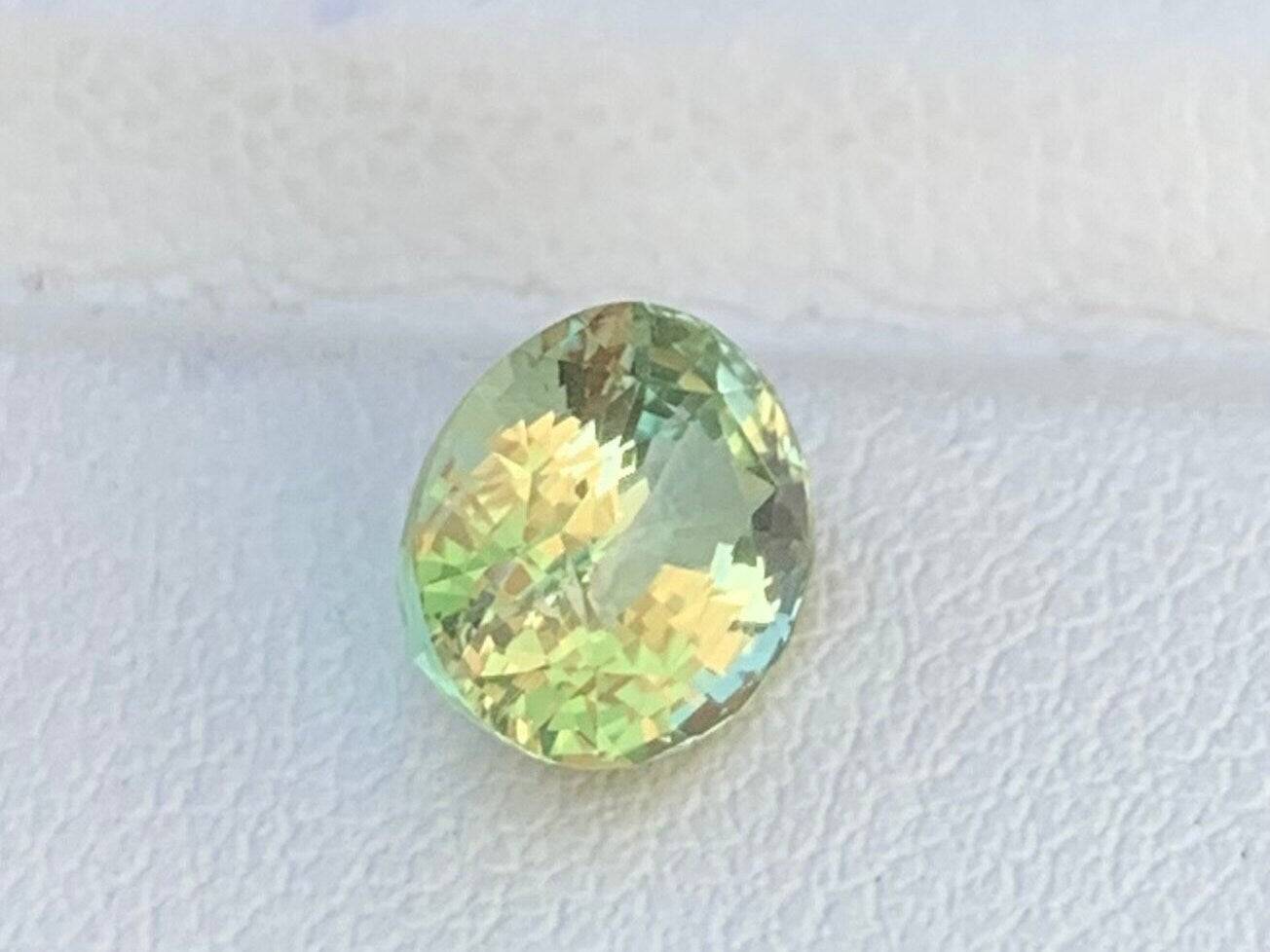 Natural Certified Vanadium Chrysoberyl 2.21ct- (UH)