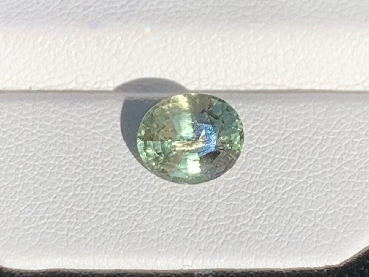 Natural Certified Vanadium Chrysoberyl 2.21ct- (UH)
