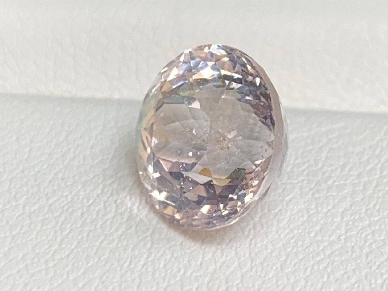 Natural Peach Sapphire 5.28ct - (UH)