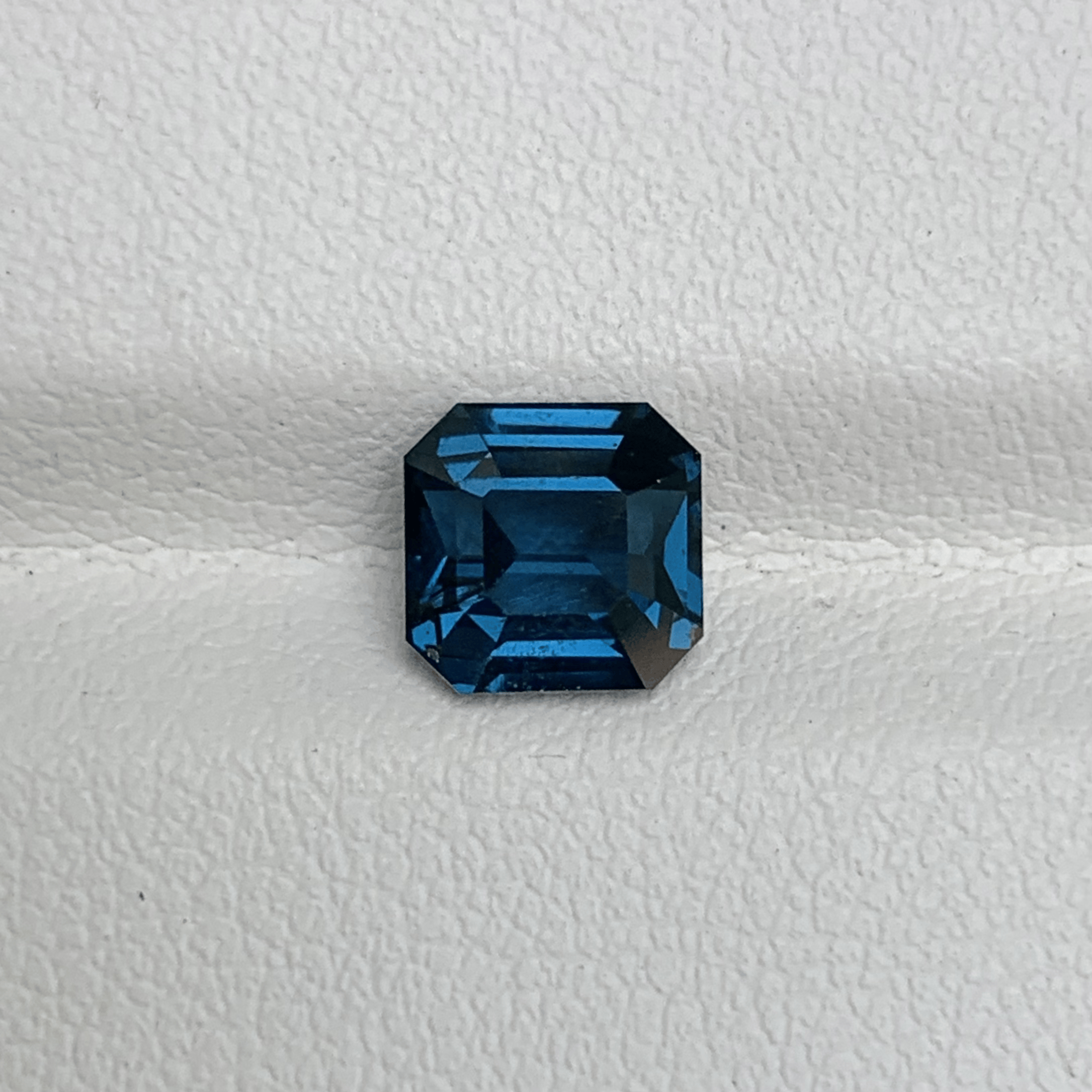Natural Cobalt Spinel (Mahenge) 2ct - (UH)  