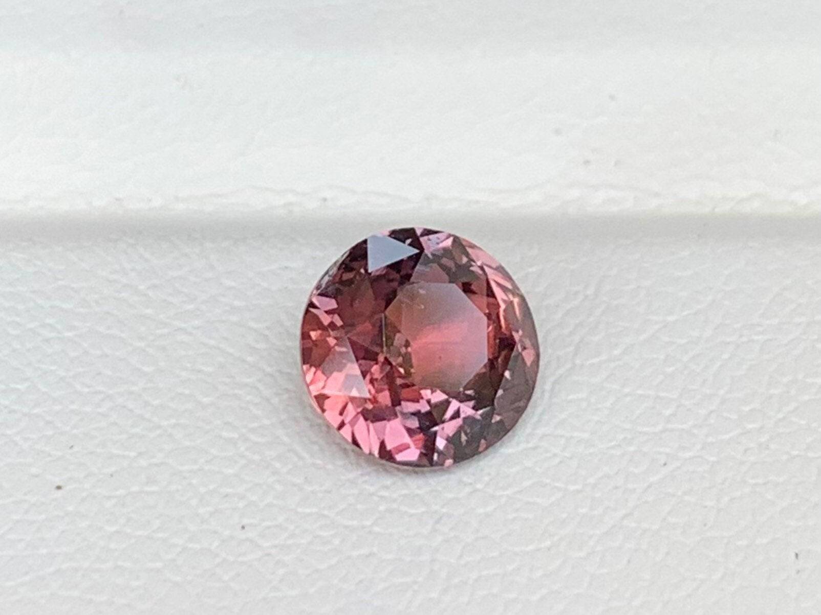 Mekong Padparadscha Sapphire 2.13ct - (UH)