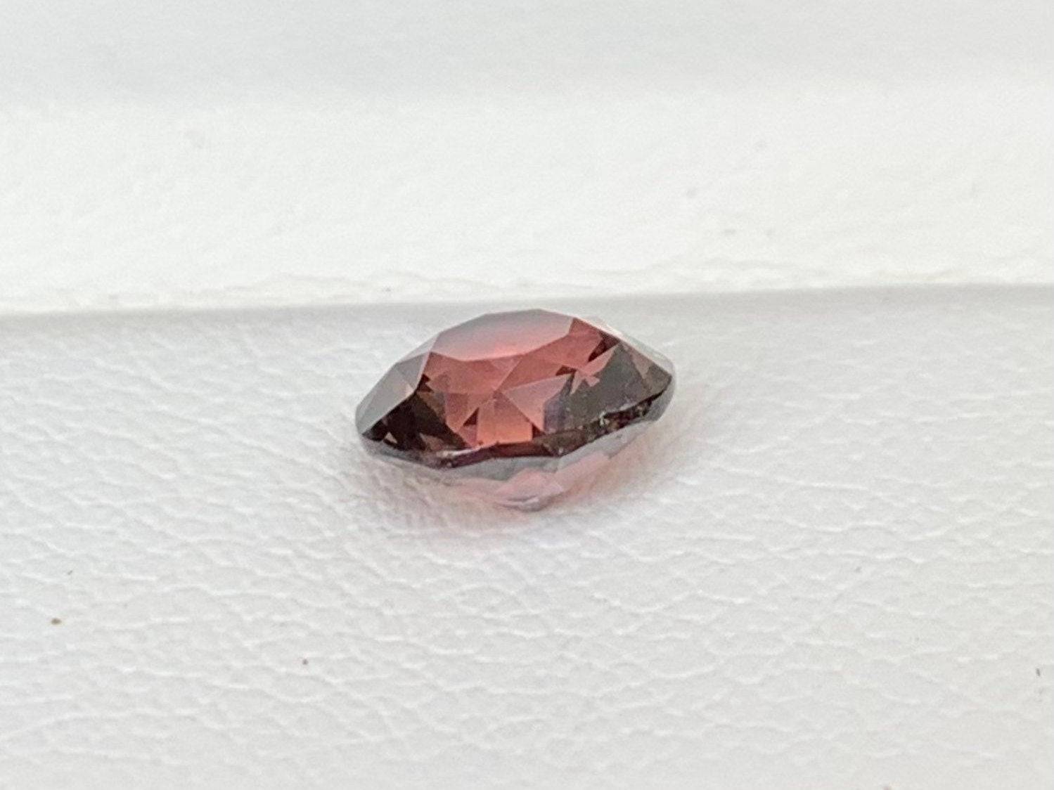Mekong Padparadscha Sapphire 2.13ct - (UH)