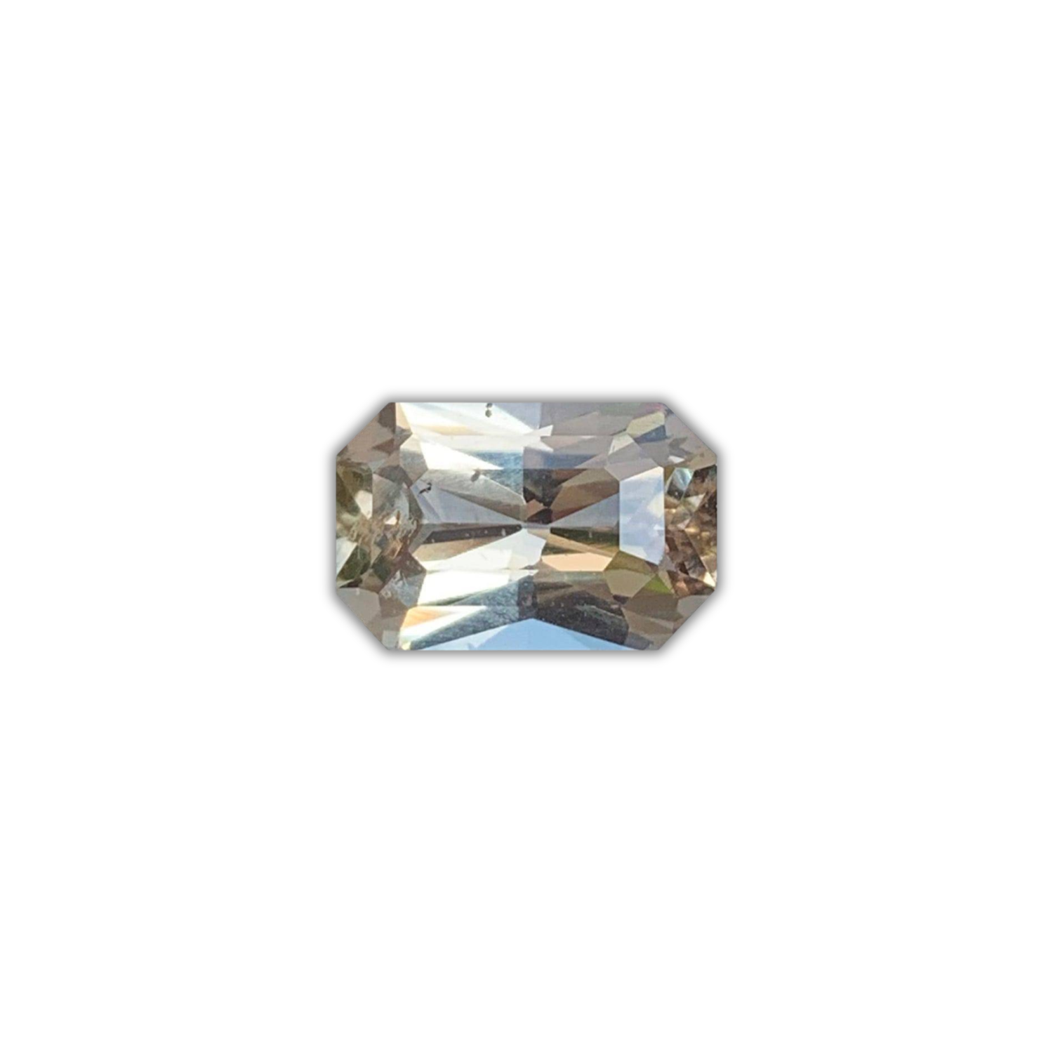 Champagne 2.43ct Peach Sapphire - (UH)