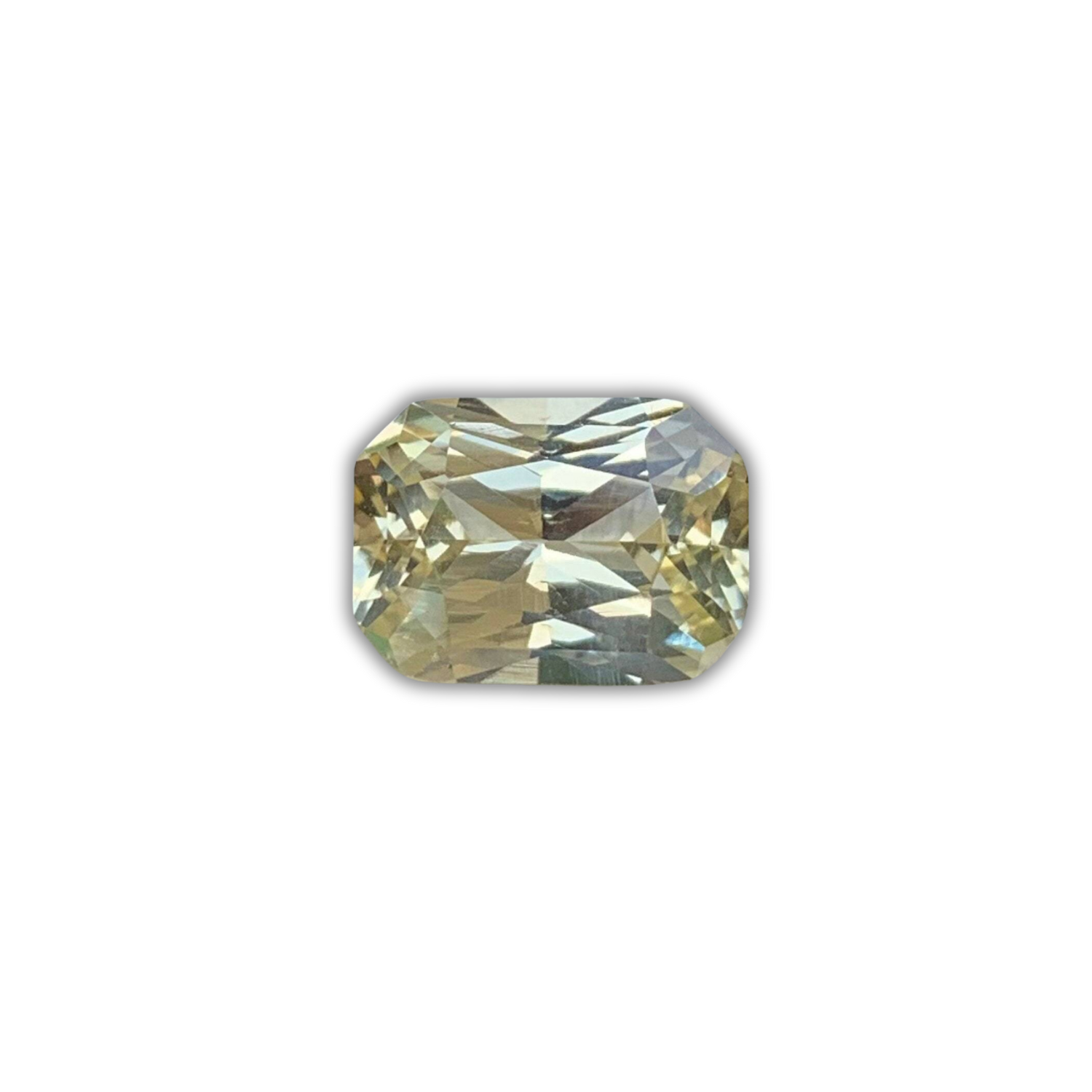 Yellow Sapphire 3.29ct - (UH)