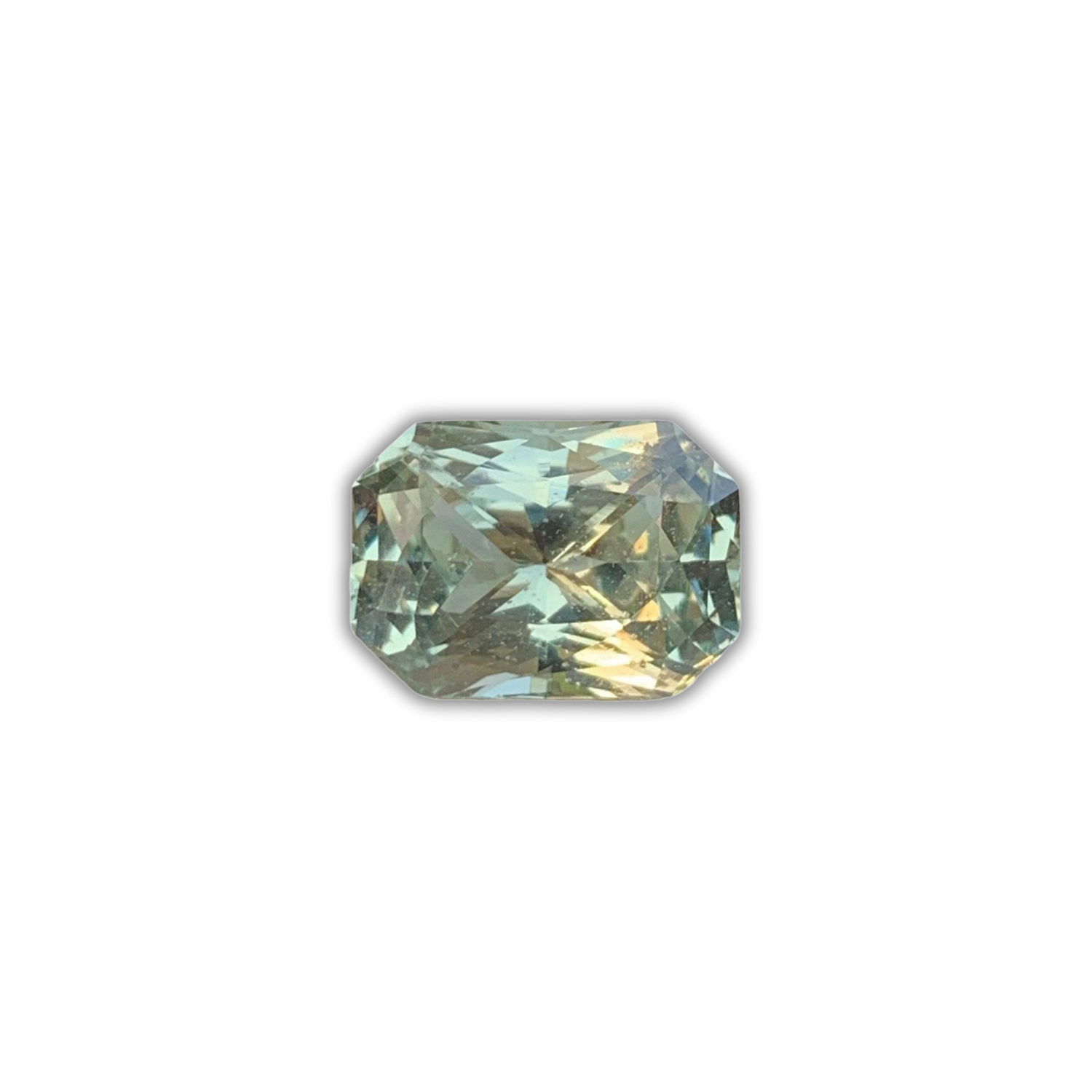 Mint Green Sapphire 4.46ct - (UH)