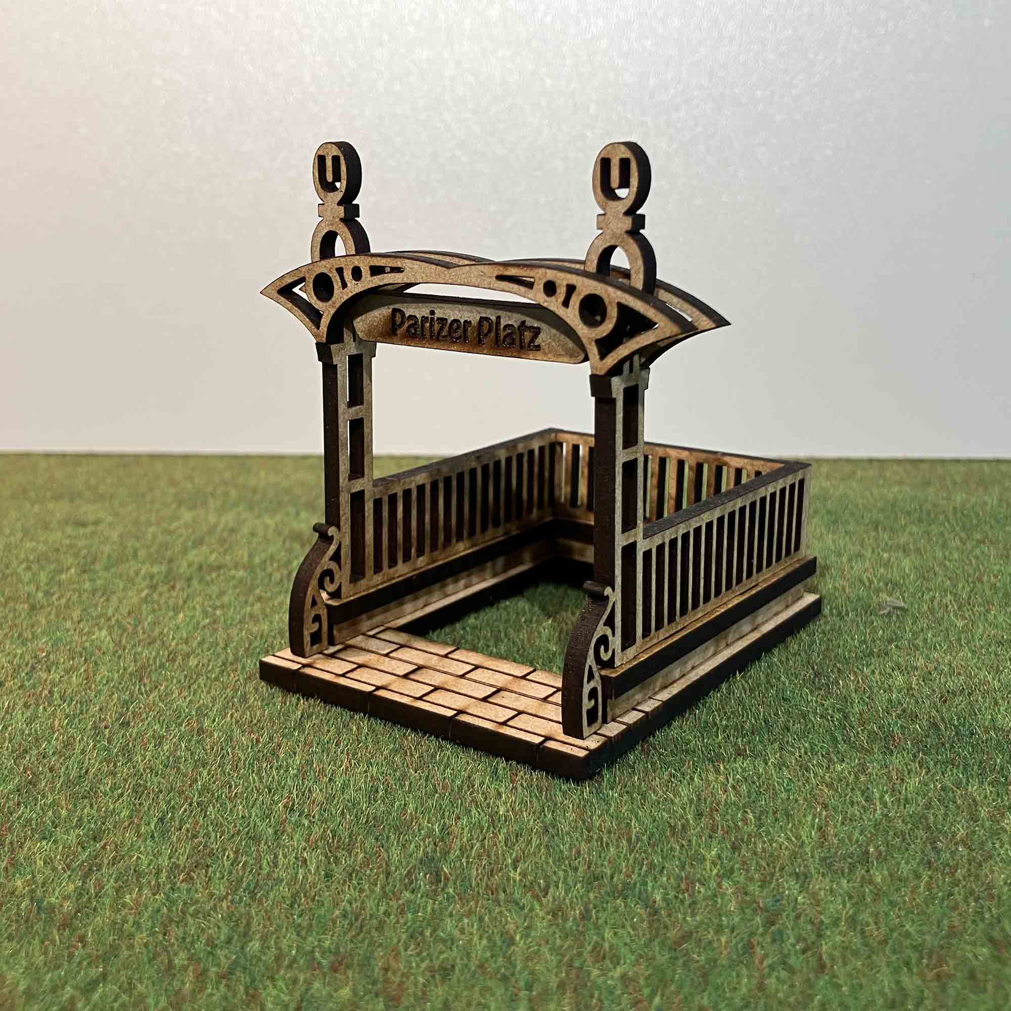 2x Berlin U-Bahn entrance