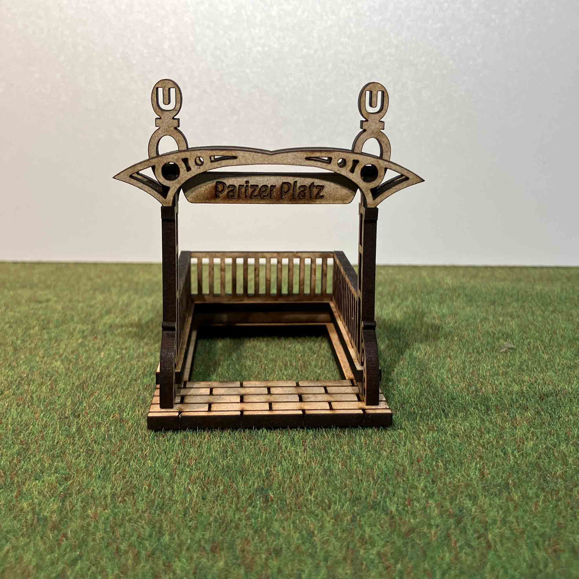 2x Berlin U-Bahn entrance