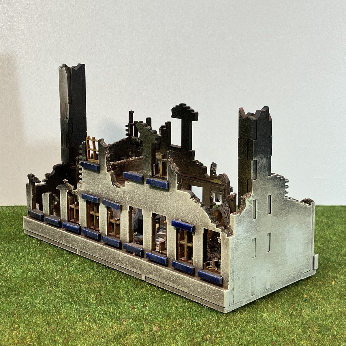 Ruined apartment Steglitz