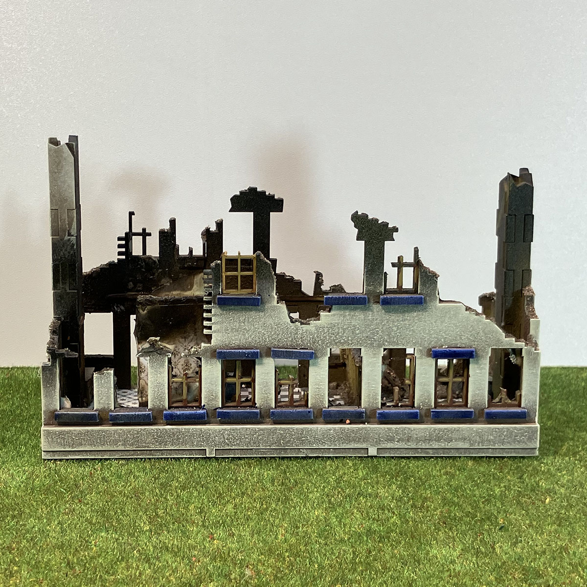 Ruined apartment Steglitz