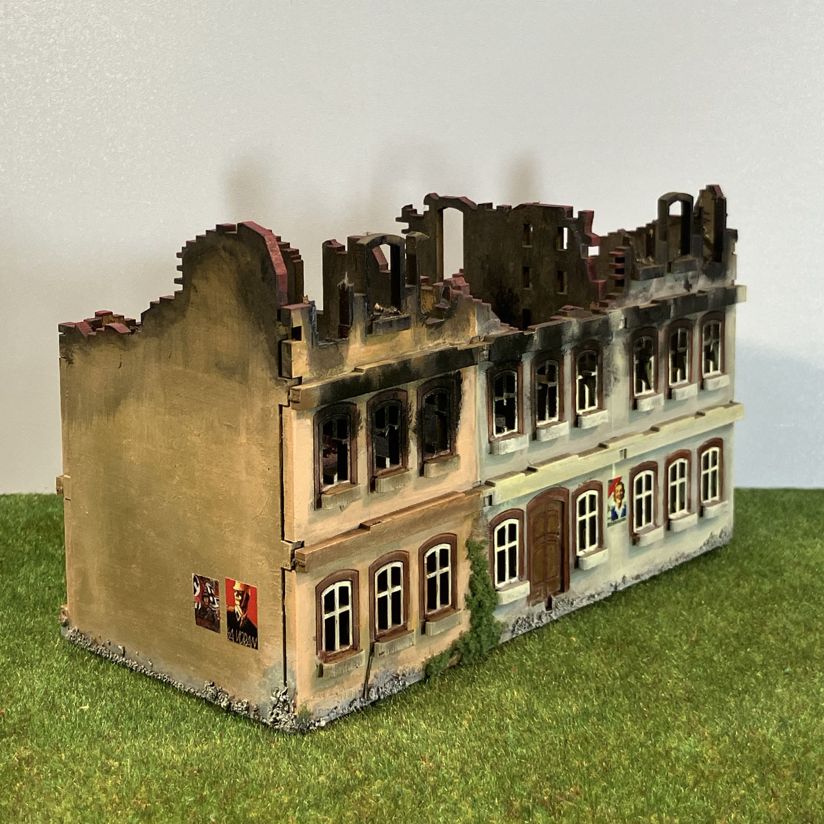 Ruined apartment Spandau