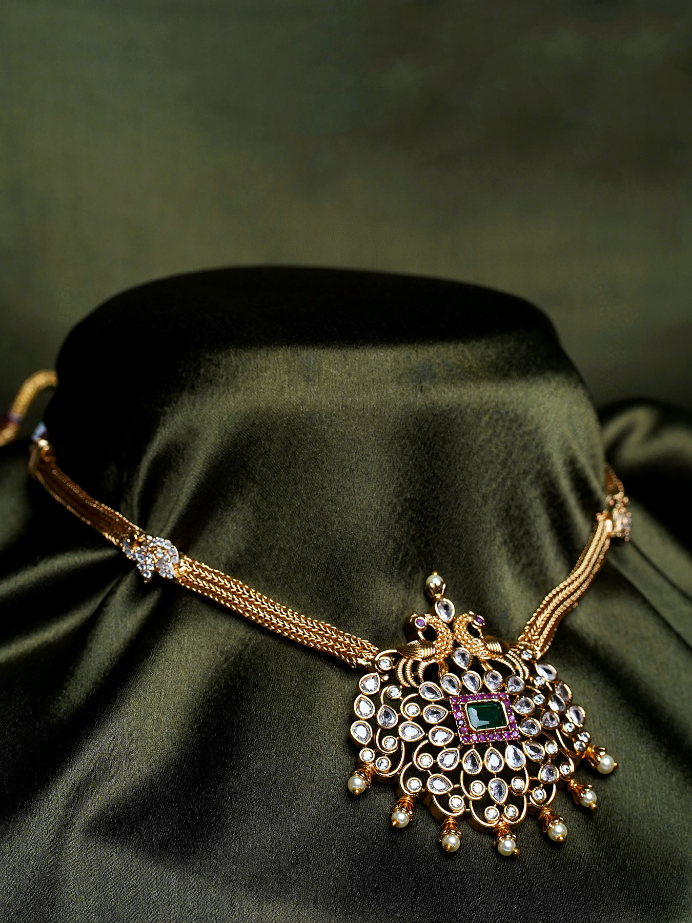Traditional Gold-Plated Necklace Set