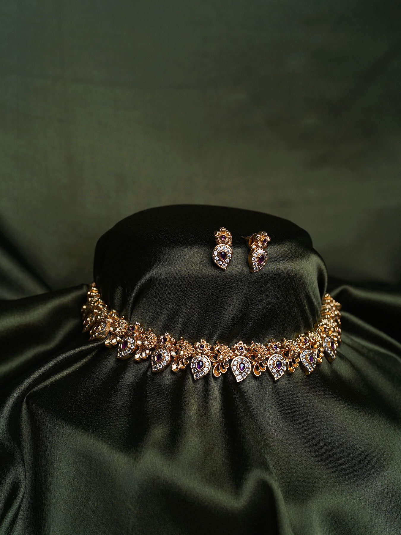 Gold-Plated Stone Choker Set