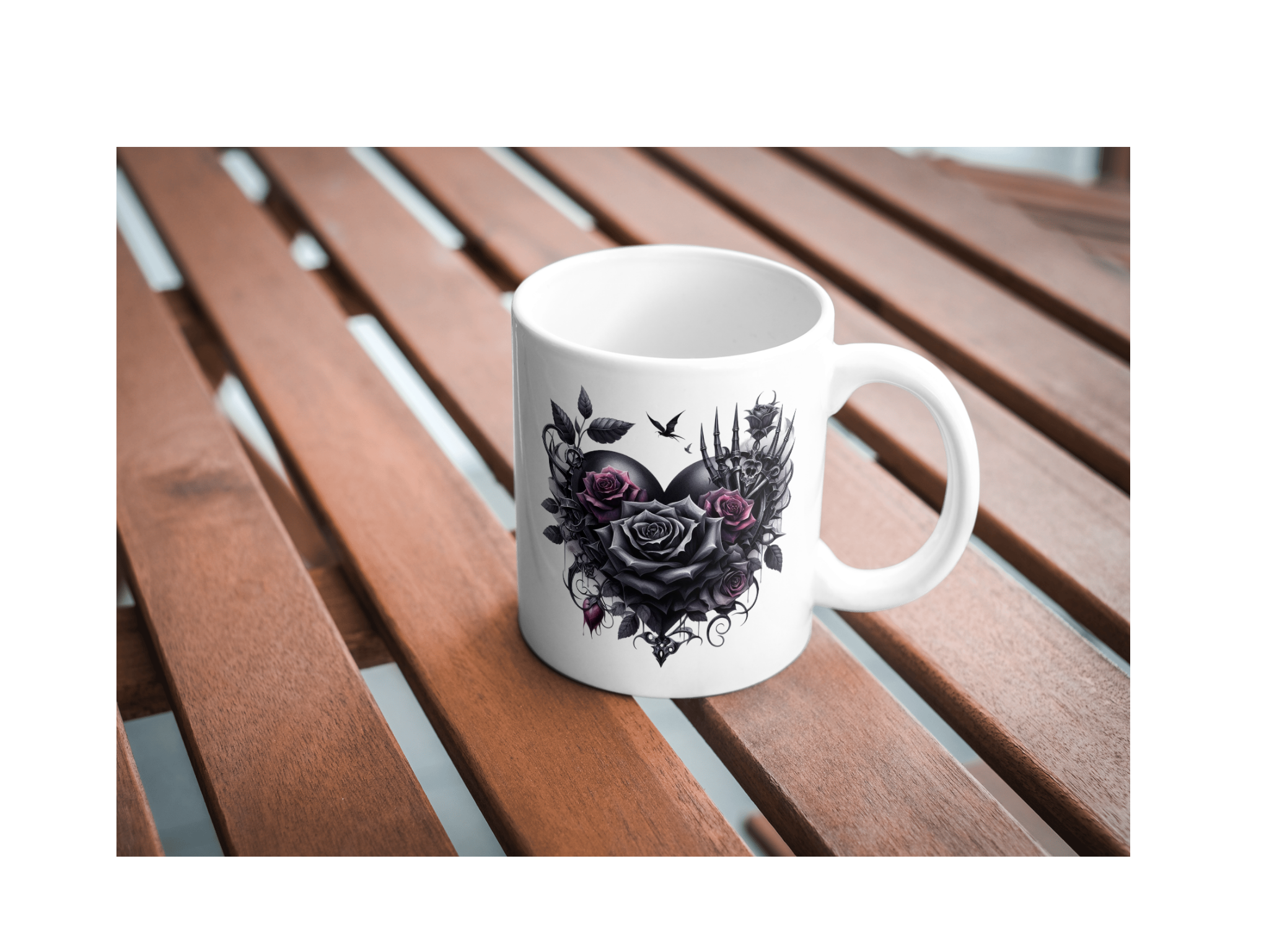 Kaffeetasse mit Rosenmotiv