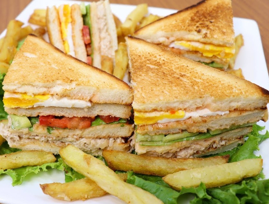 Egg Omelette Club Sandwich