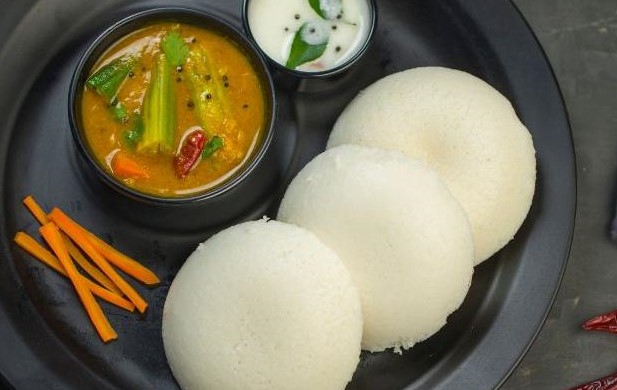 Idli Sambhar (3 Pcs)