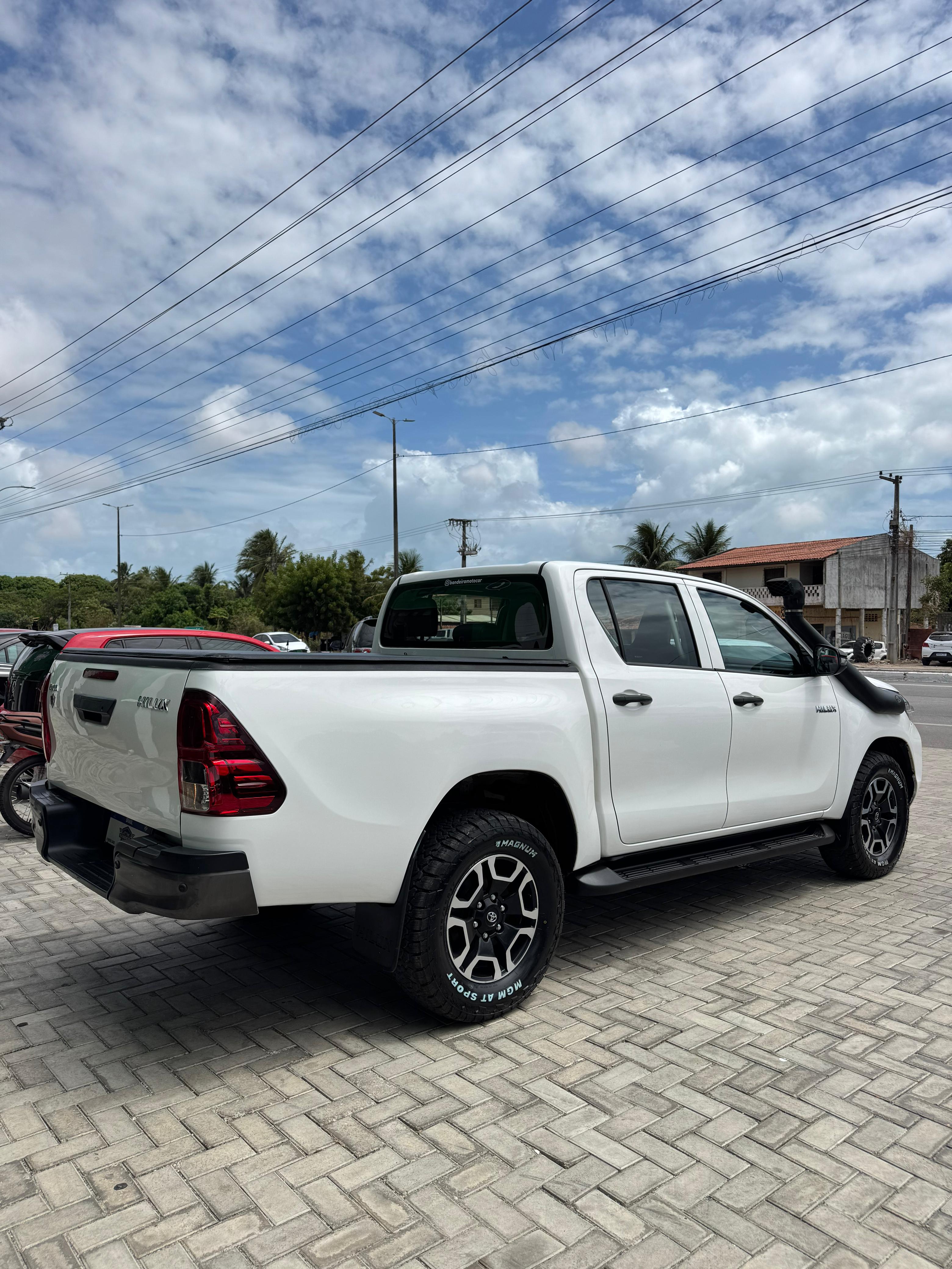 Toyota Hilux CD LOWM - 2022
