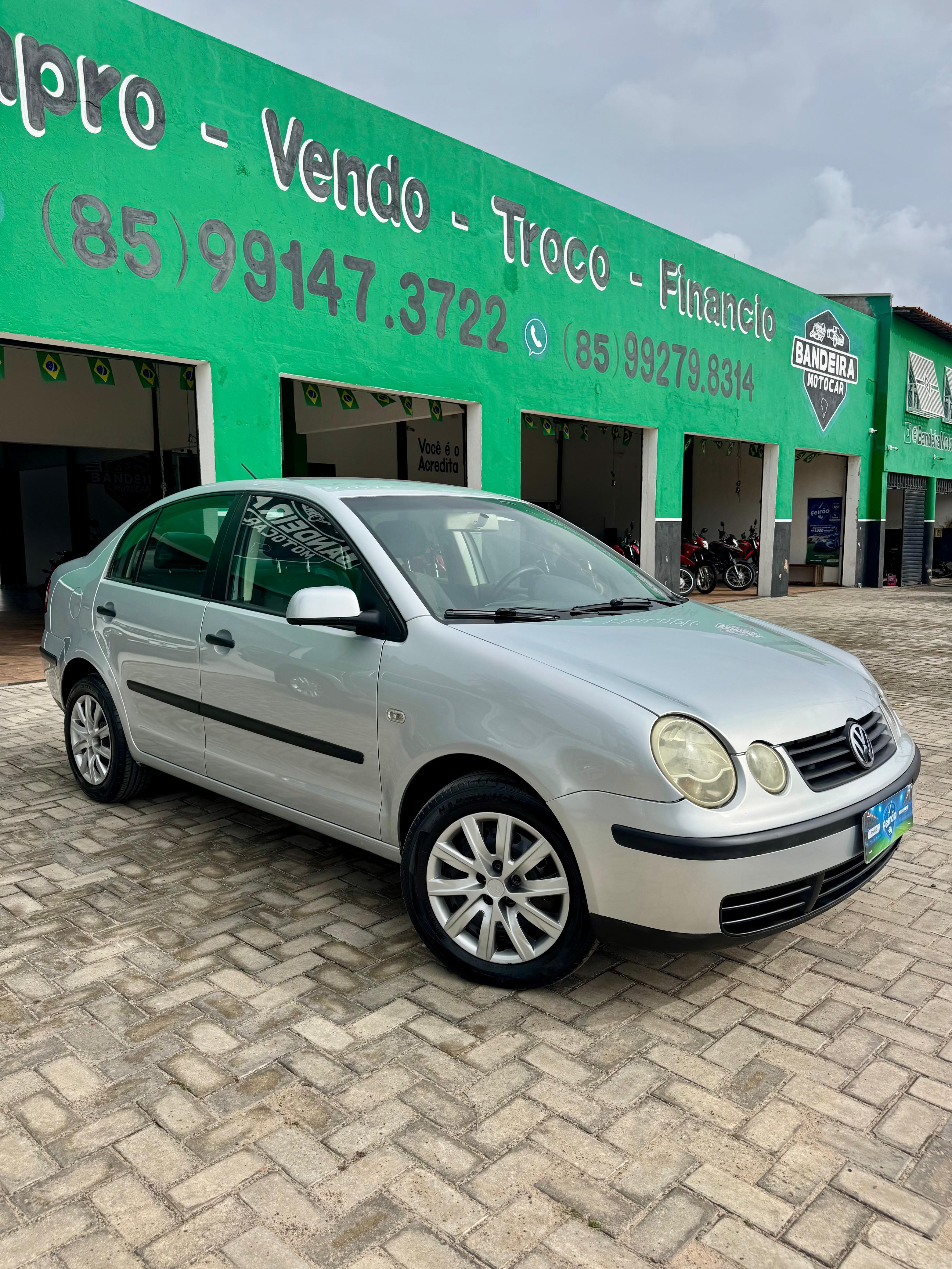 POLO SEDAN 1.6 - 2005