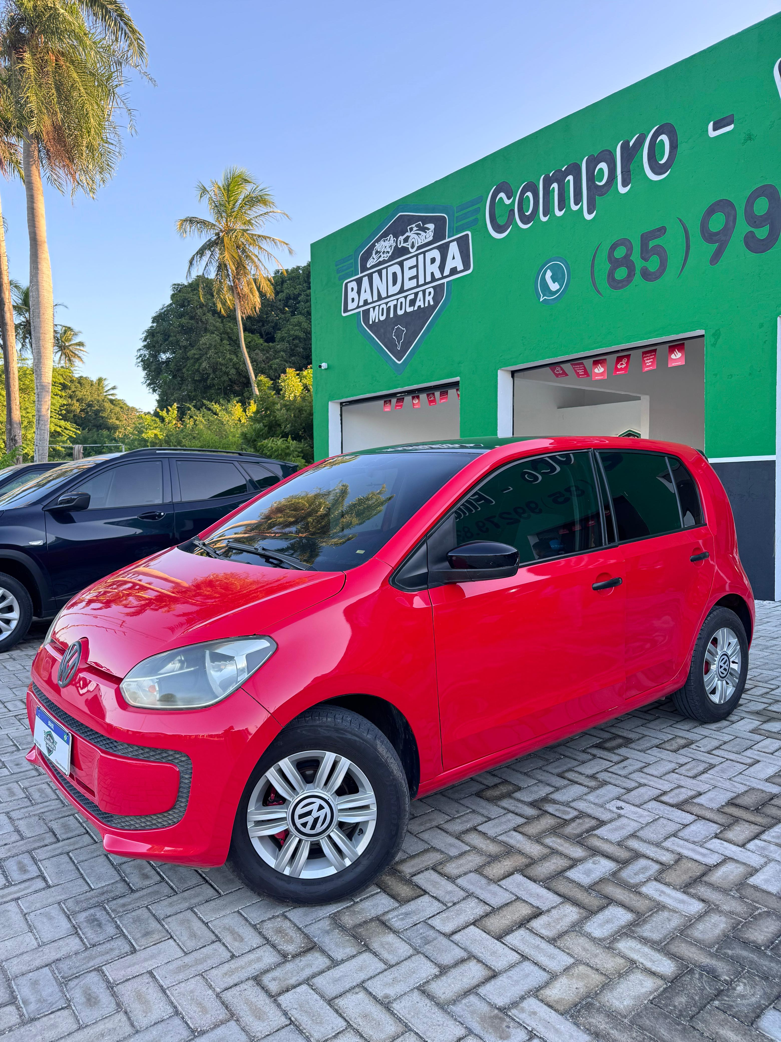 Volkswagen Up - 2015