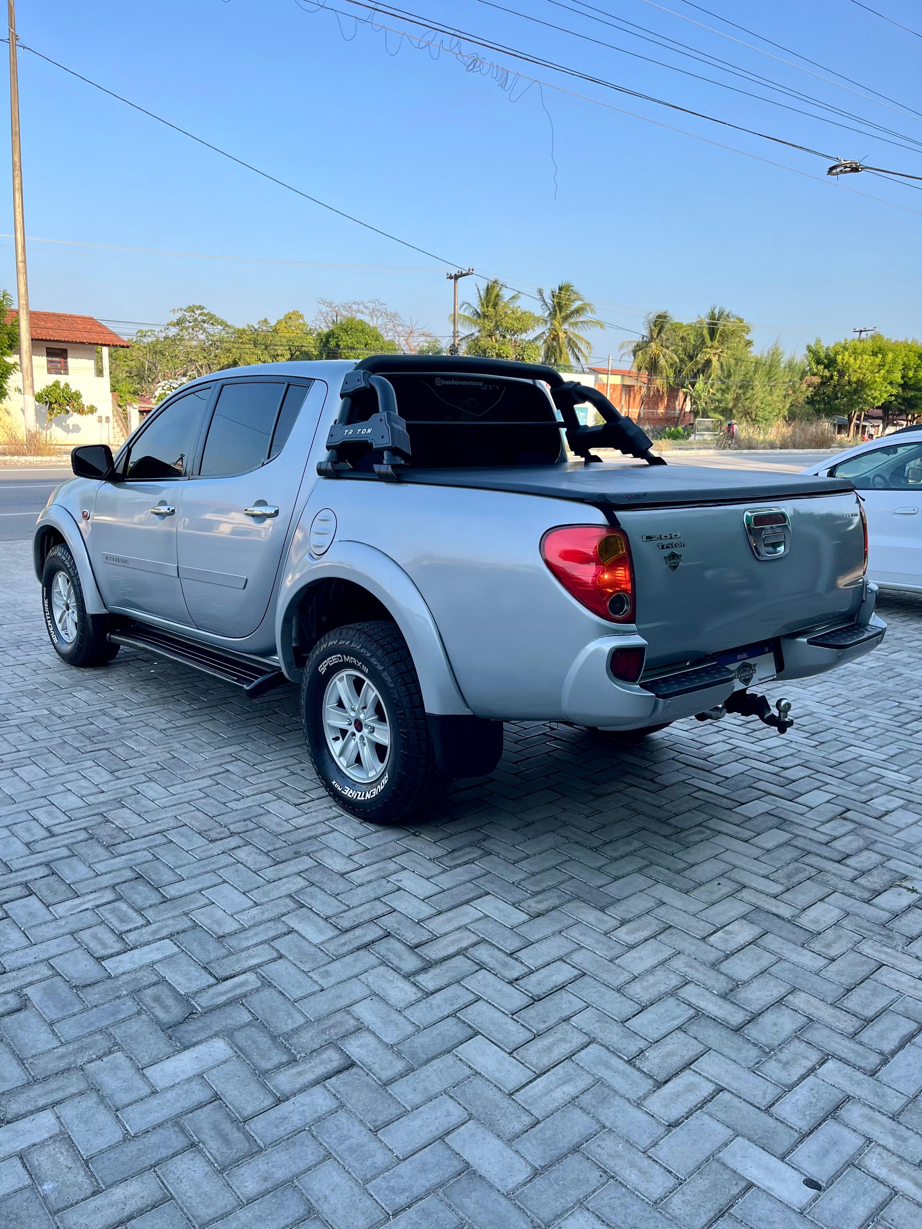 Mitsubishi L200 Triton - 2010