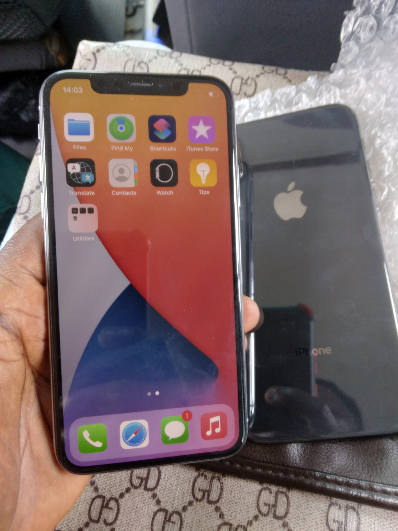 iPhone X