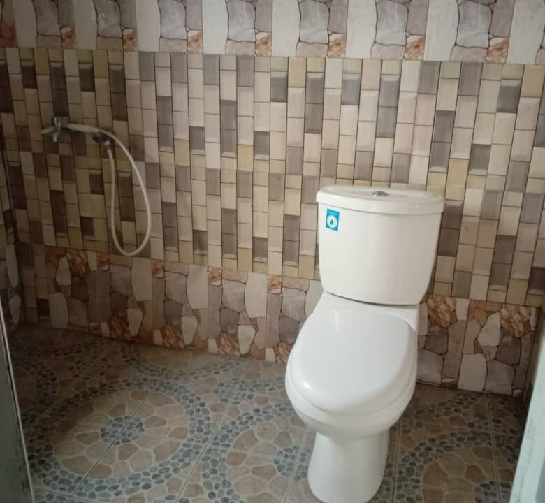 Single room Pokuase