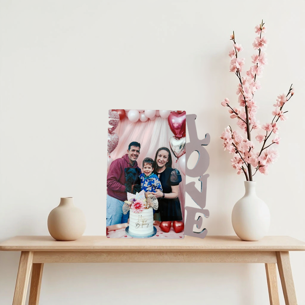 MDF Photo Frame with Stand LOVE BORDER