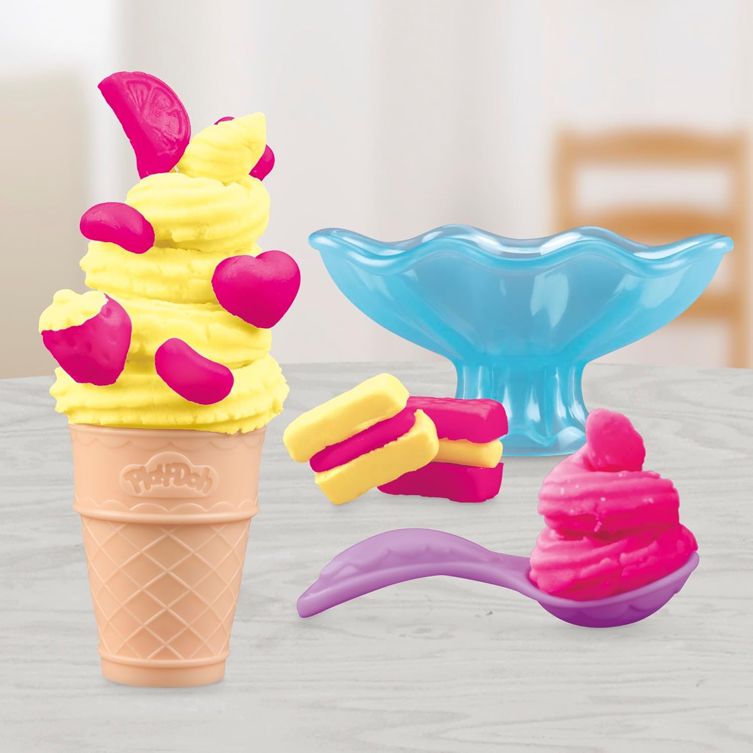 Play-Doh, Massinha Mini Sorveteria Divertida, Cores variadas, para meninos e meninas, para crianças acima de 3 anos