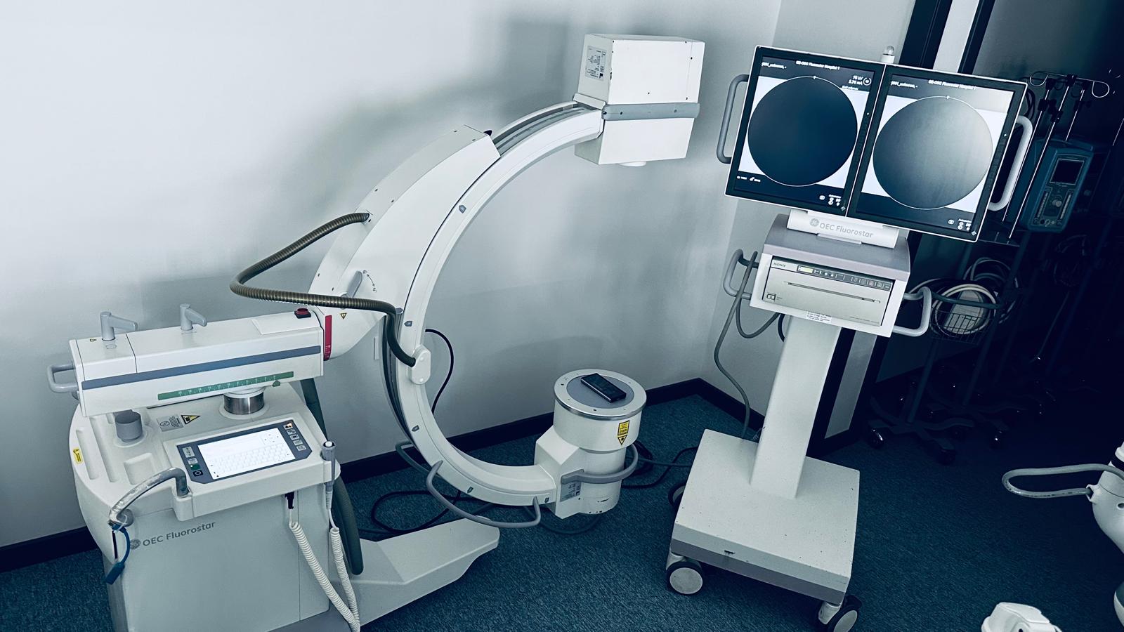 Aparat RTG typu Ramię C - GE  OEC Fluorostar 7900