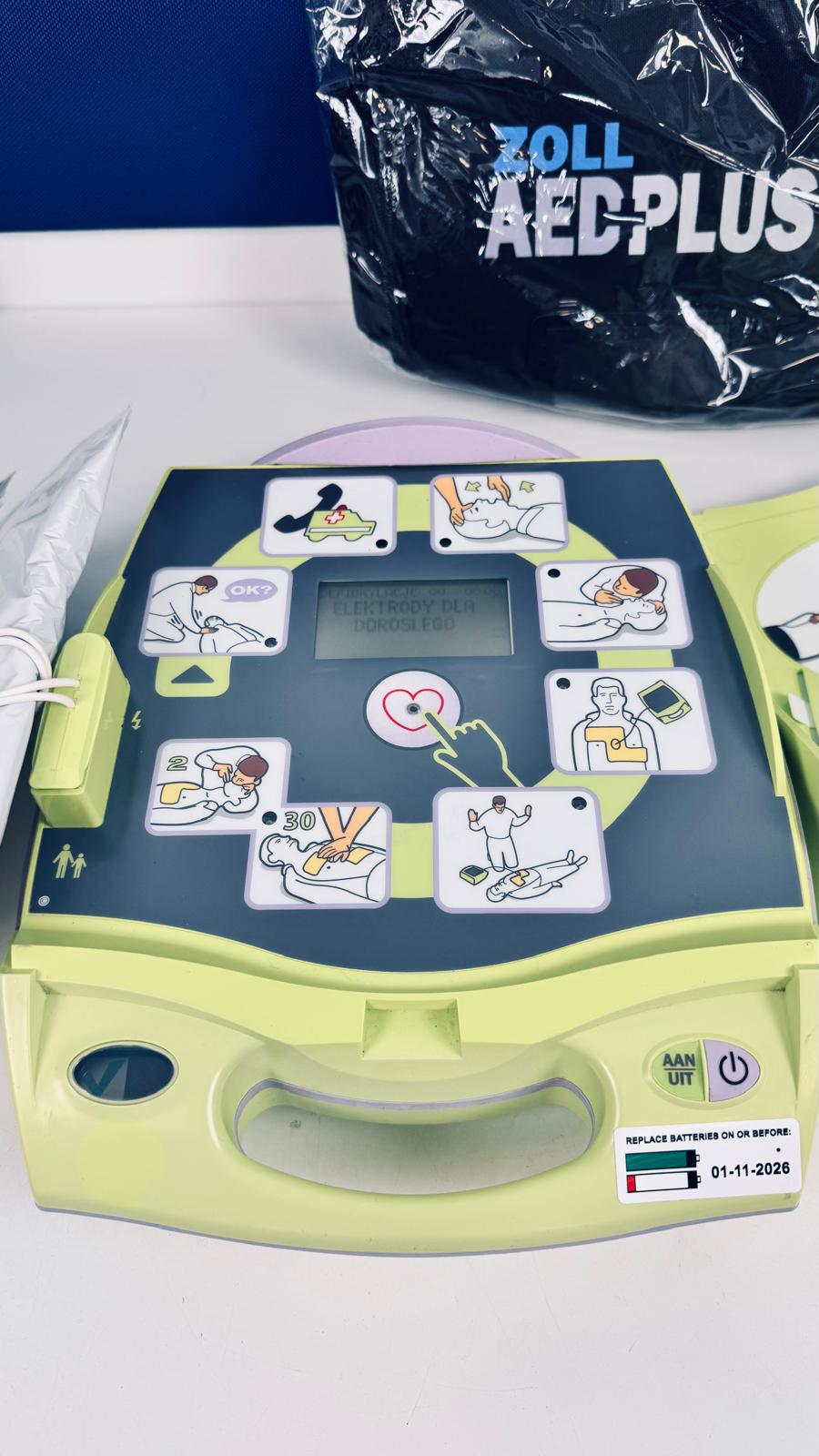 Defibrylator ZOLL AED Plus