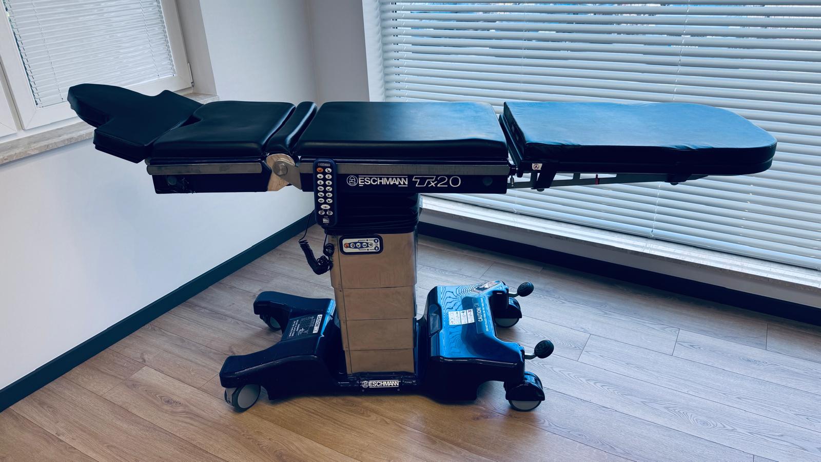 Stół operacyjny przezierny Eschmann TX20