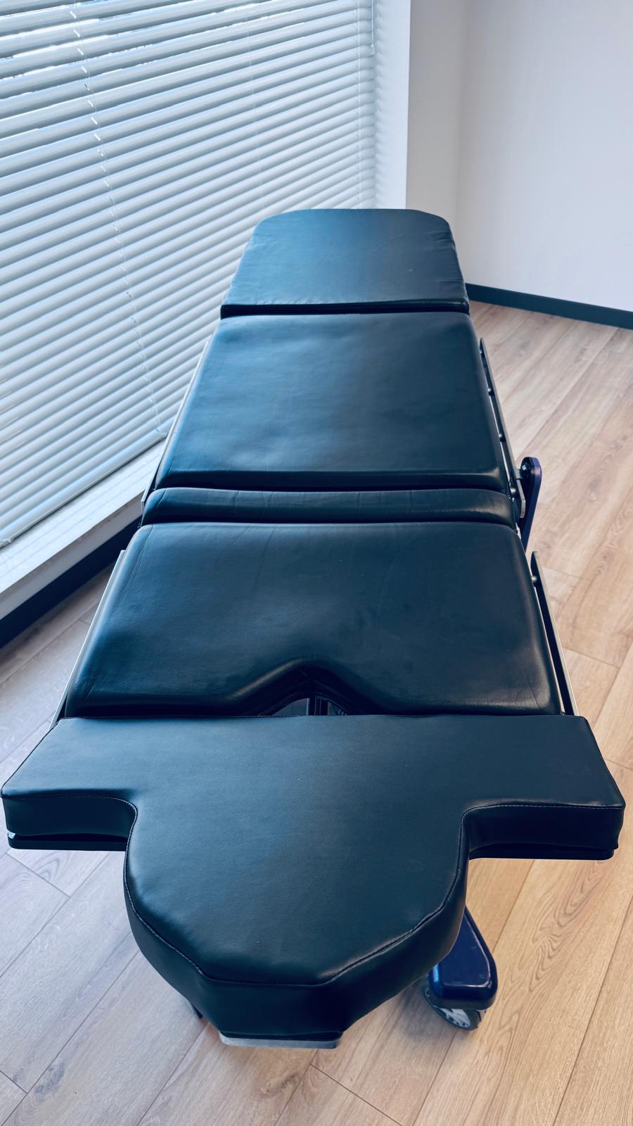 Stół operacyjny przezierny Eschmann TX20