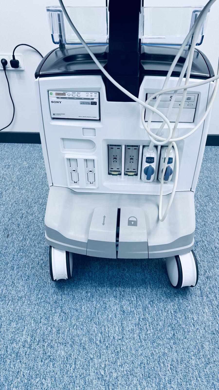 Aparat USG GE LOGIQ E10