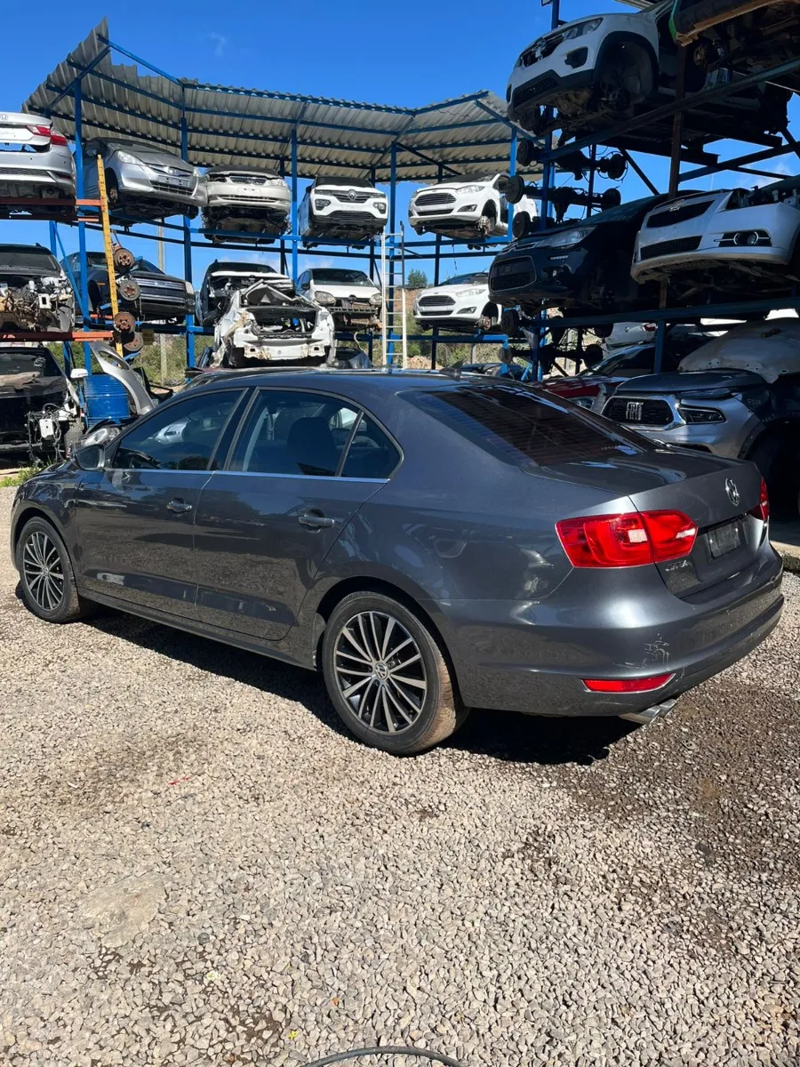 Vw Jetta 2.0 Tsi Aut. Gasolina 2014