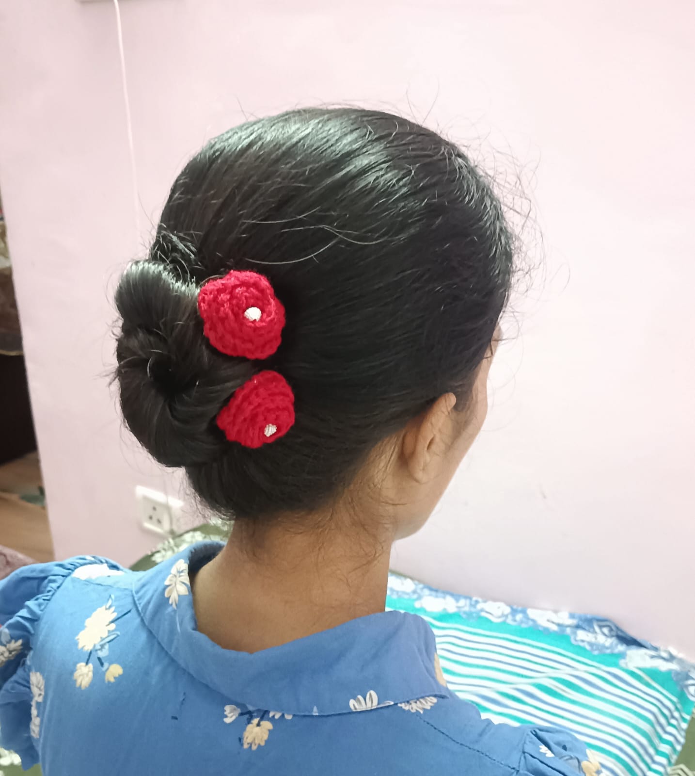 Handcrafted Red Crochet Rose Hair Pins (Set of 2) 🌸