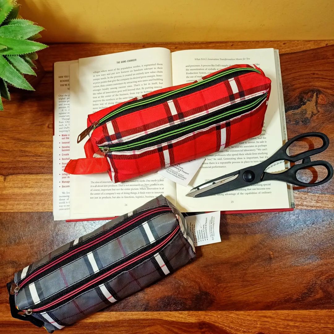 Plaid Pencil Cases | 2 Chain Multi-Purpose Pouch