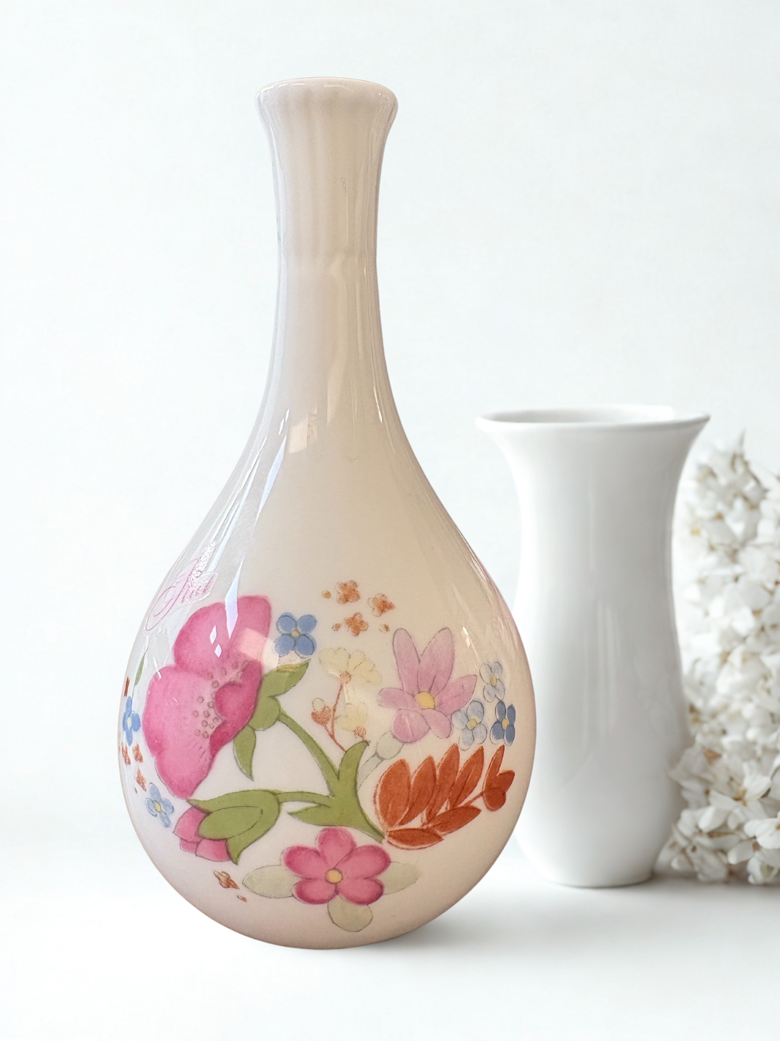 Slut - Vintage Vase 