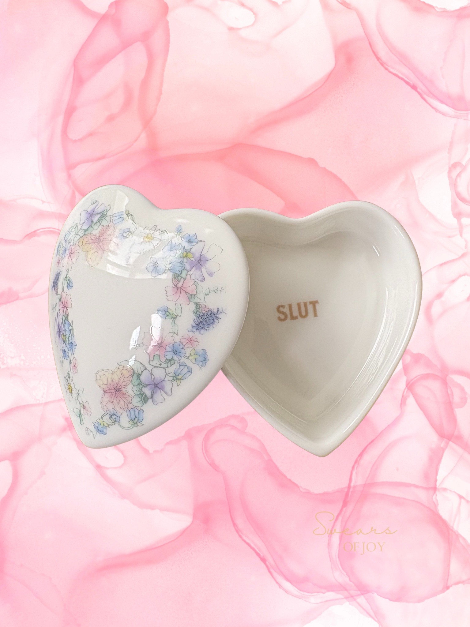 Vintage Heart-Shaped Trinket Box – Slut