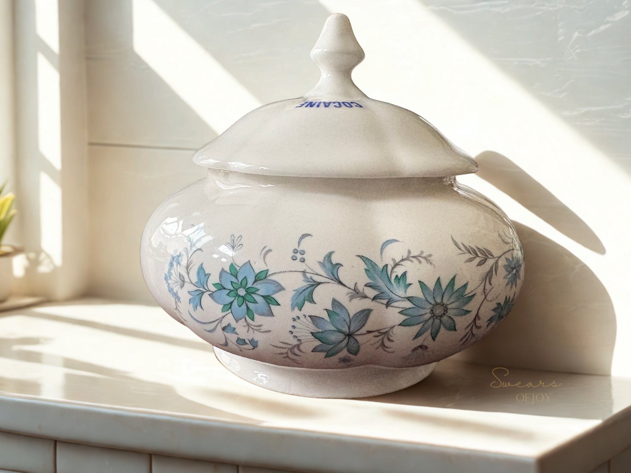 Cocaine - Vintage Trinket Pot with lid