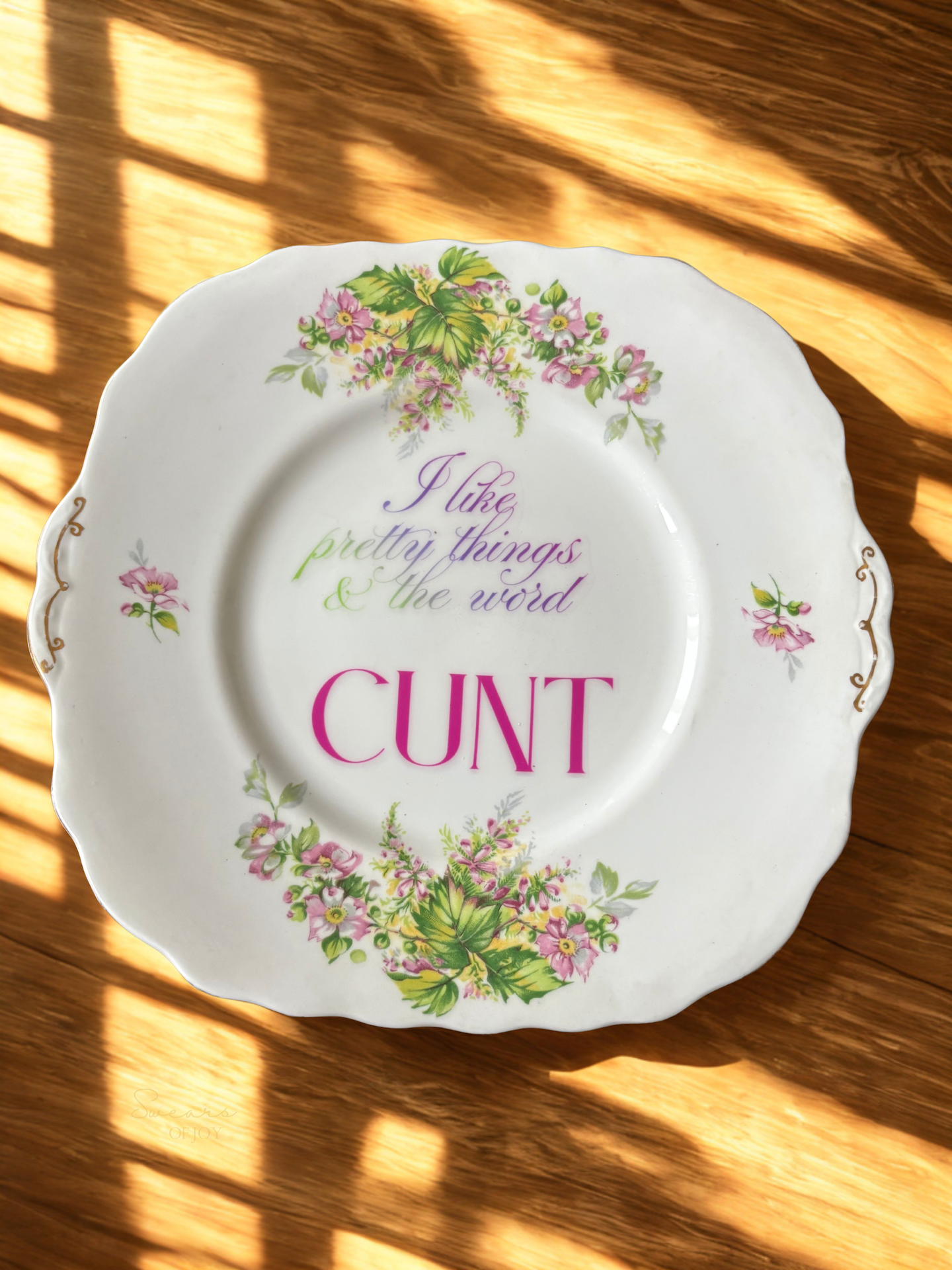 I like pretty things - Vintage Picture Plate