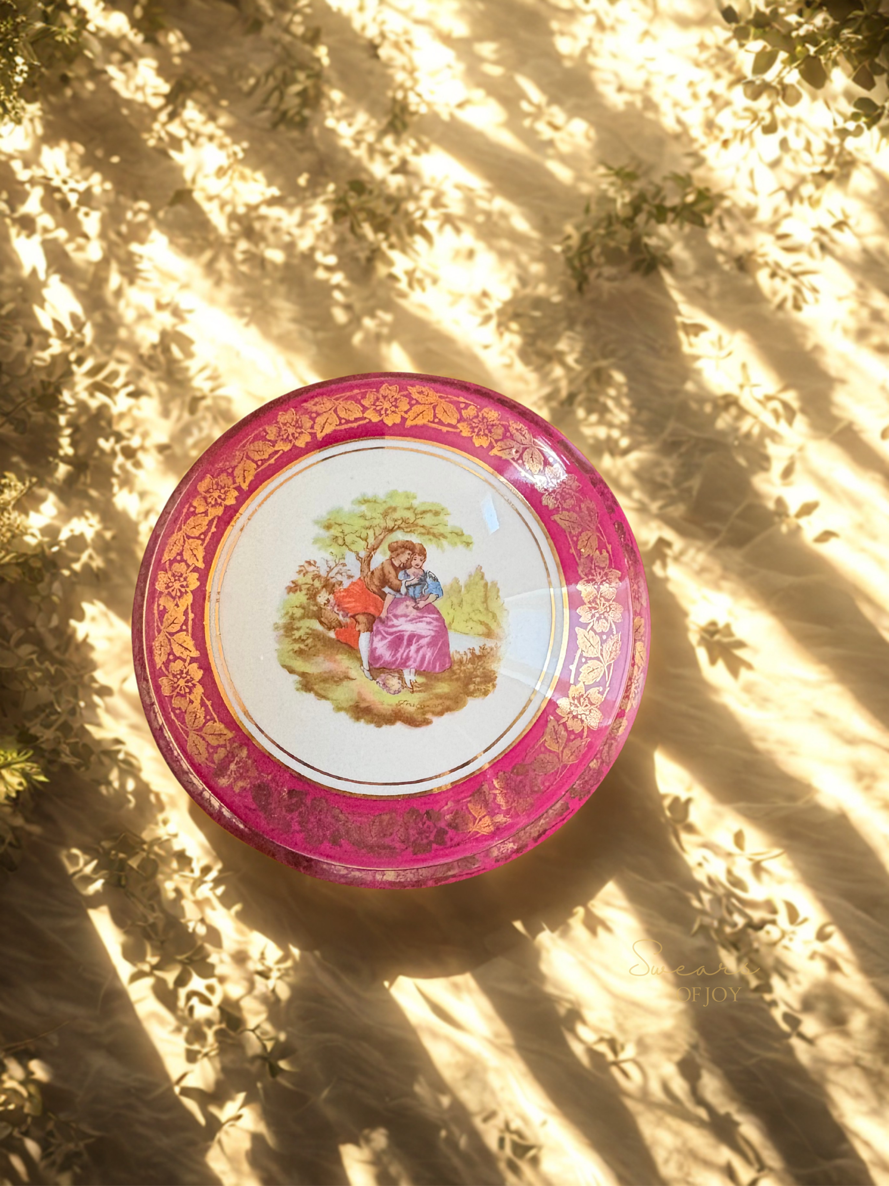 Nosey Cunt - Vintage Trinket Pot