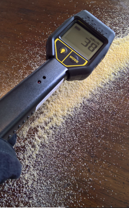 Frisker Radiation Detector - 0-50 mR/hr.