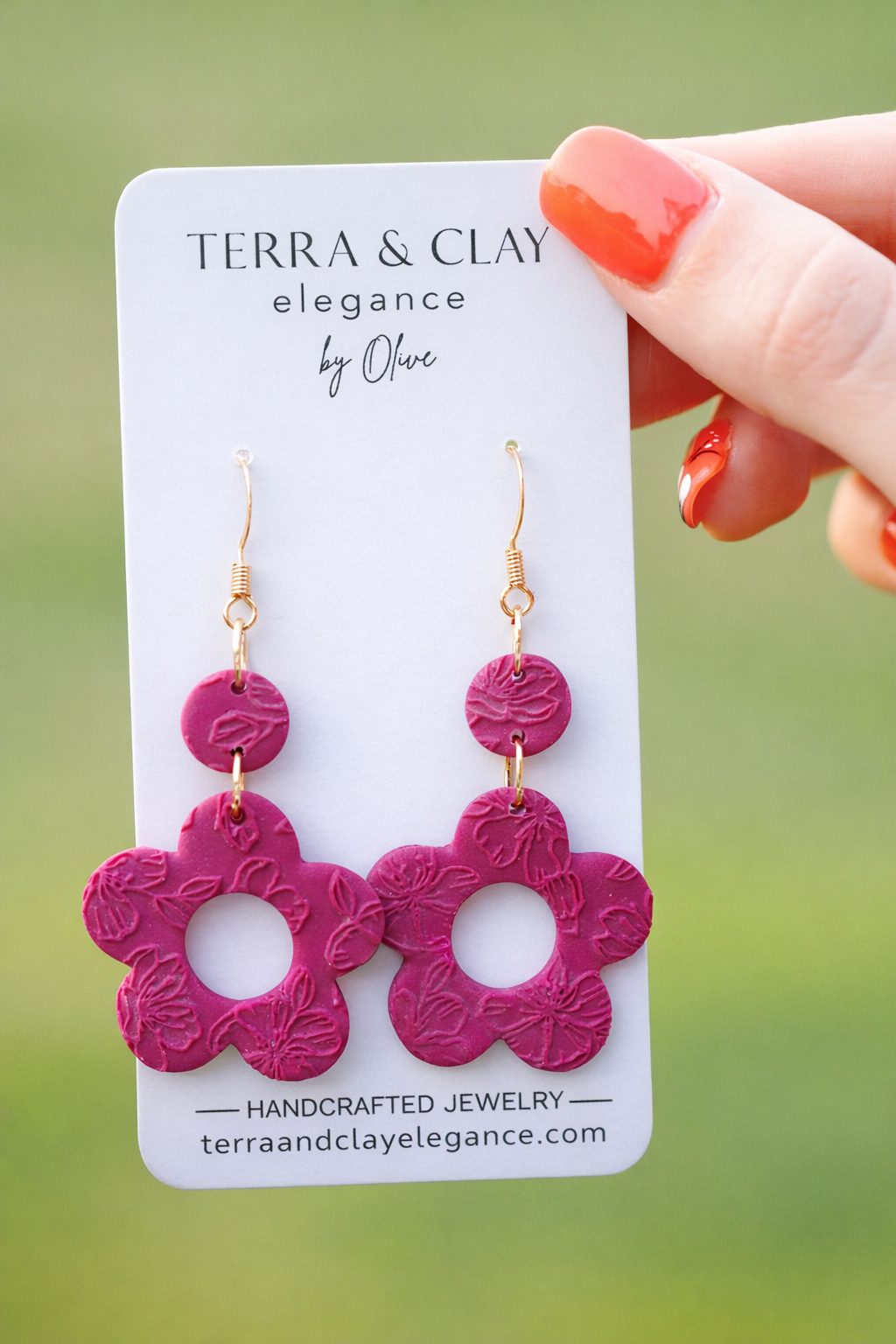 The Wildflower Ring Drop