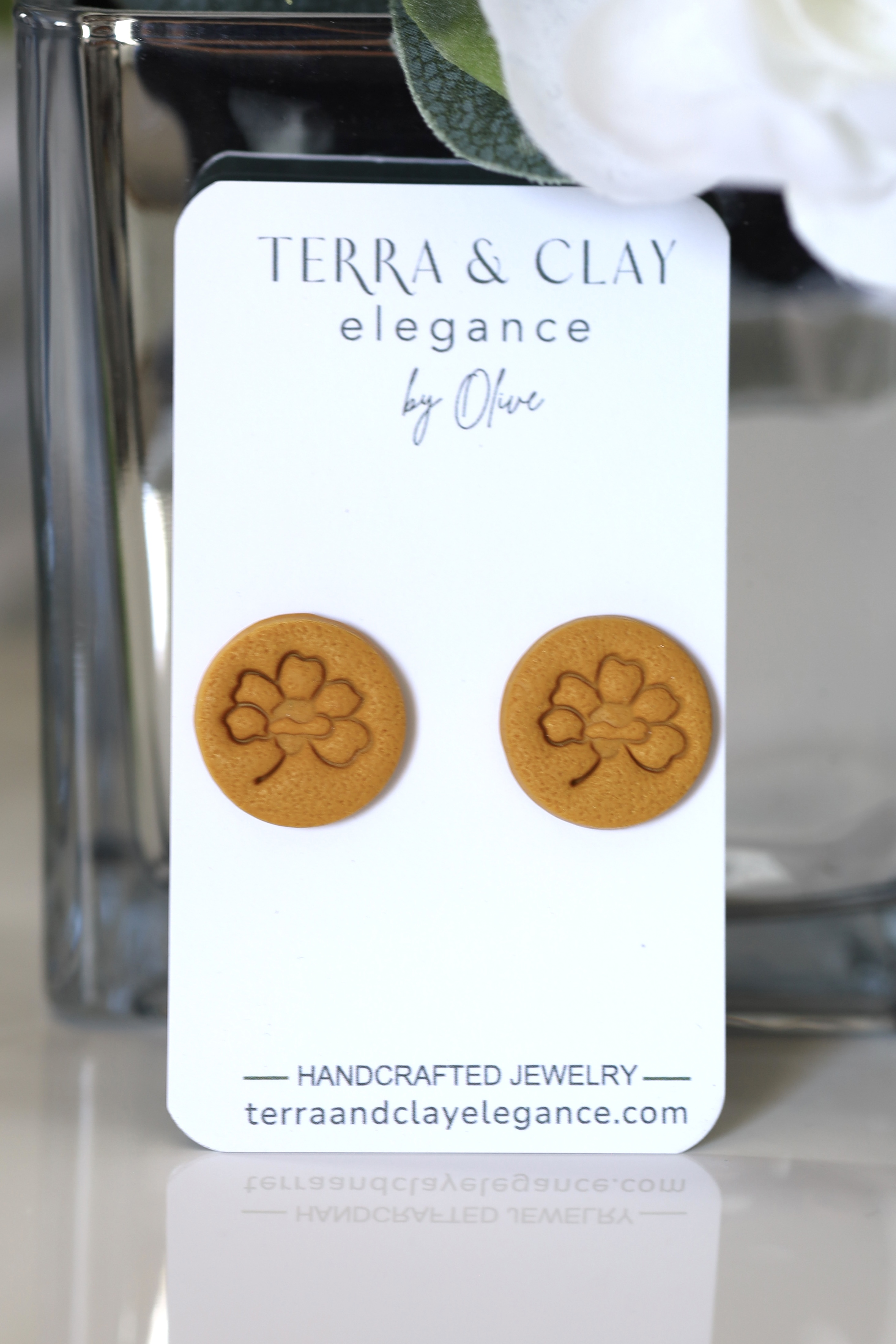 Petite Clover Medallions
