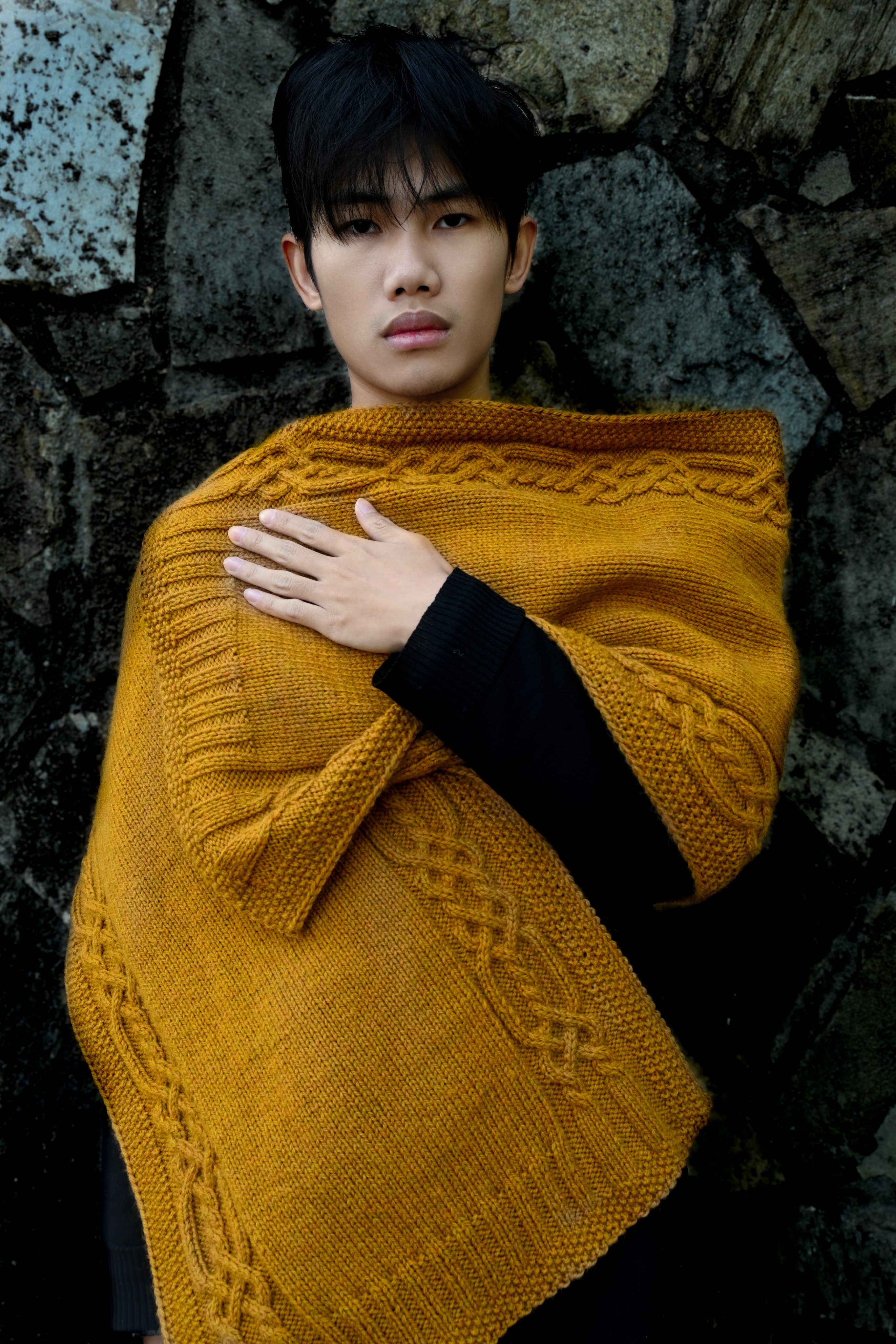 Golden weaver shawl 