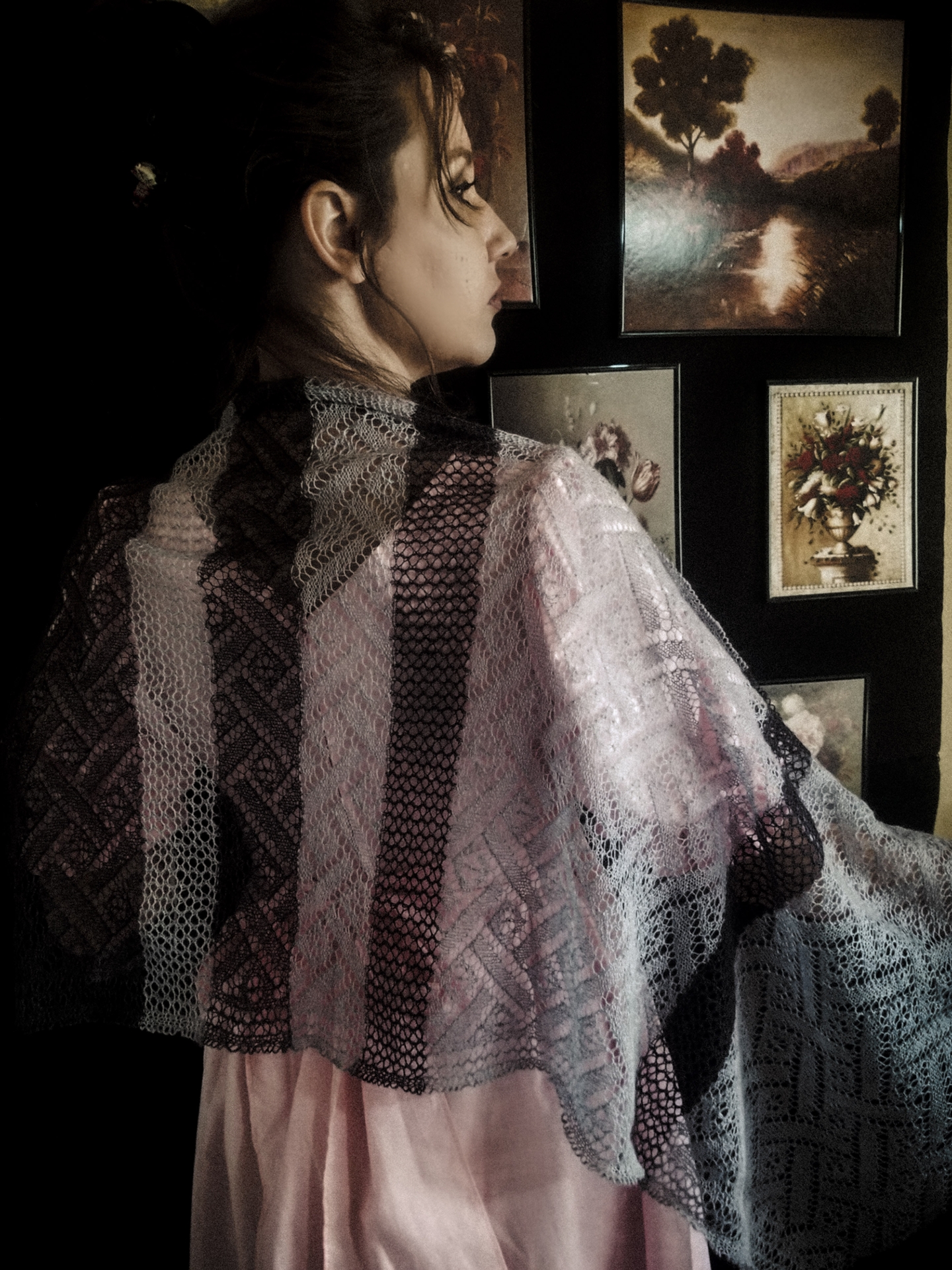 Victoria shawl